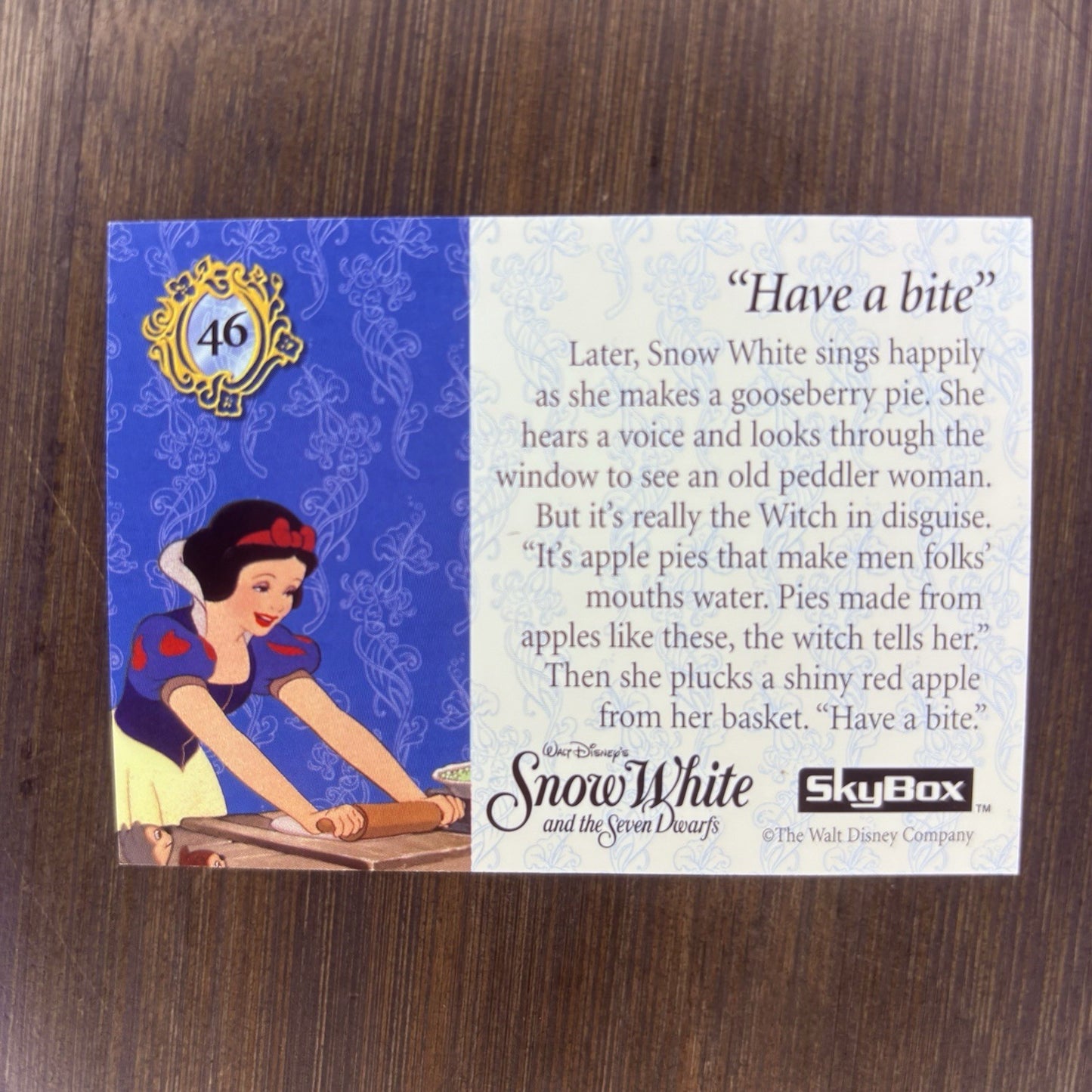 1994 SkyBox Disney Snow White #46 "Have a bite" High Grade Trading Card1