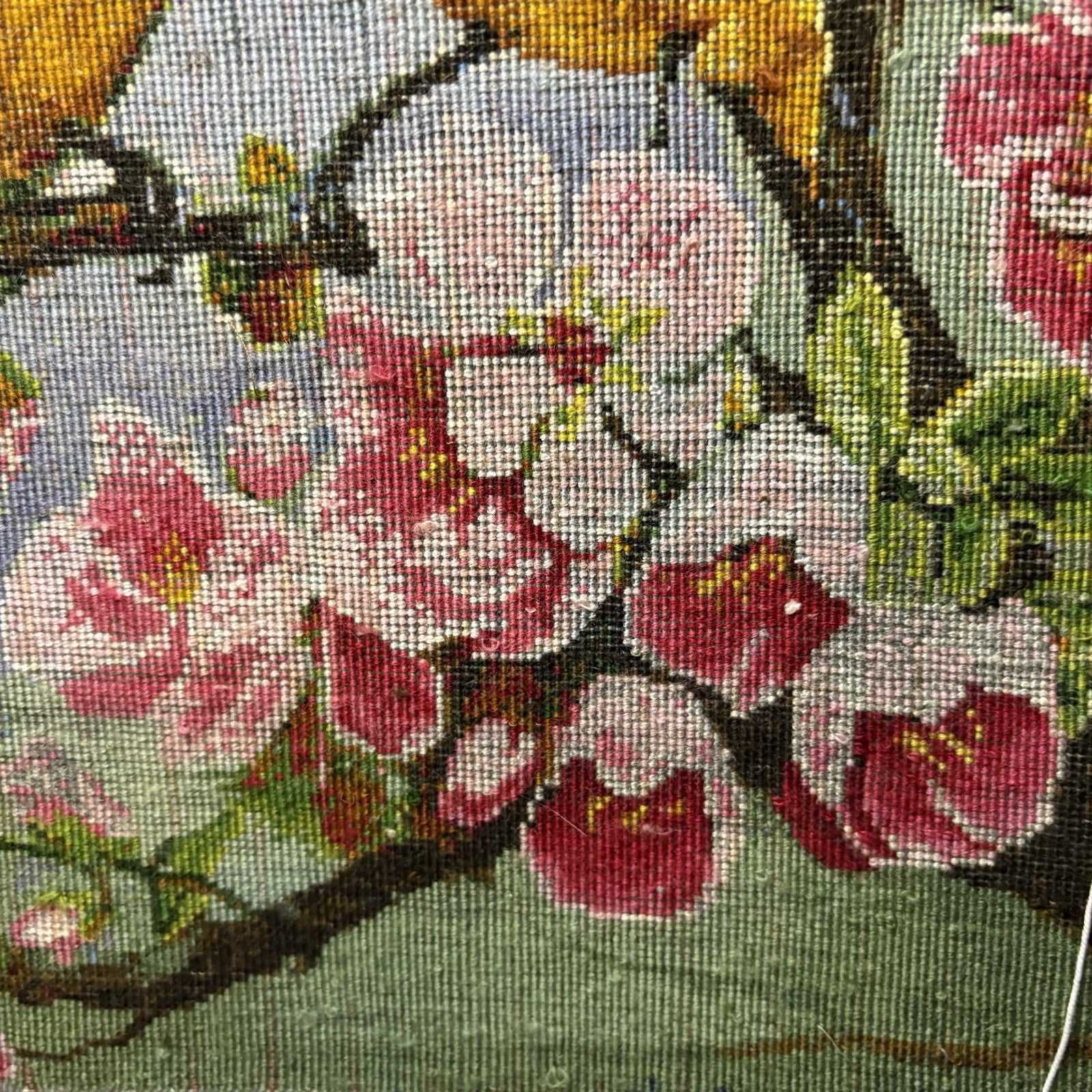 Per’sian Pictorial Rug Hand Knotted Birds & Flowers w/Silk 21”x15” w/Rug Hangers23