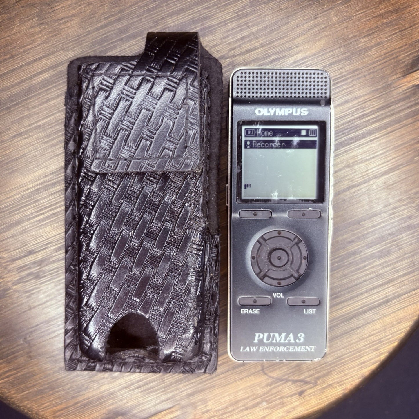 Olympus Puma 3 Law Enforcement Micro SD Voice Recorder w/ Leather Case0
