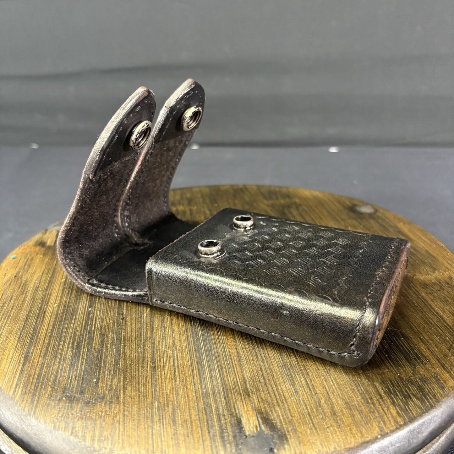 Safariland Leather Double Magazine Pouch Double Stack Brng 9mm S&W 59 .45 Auto4