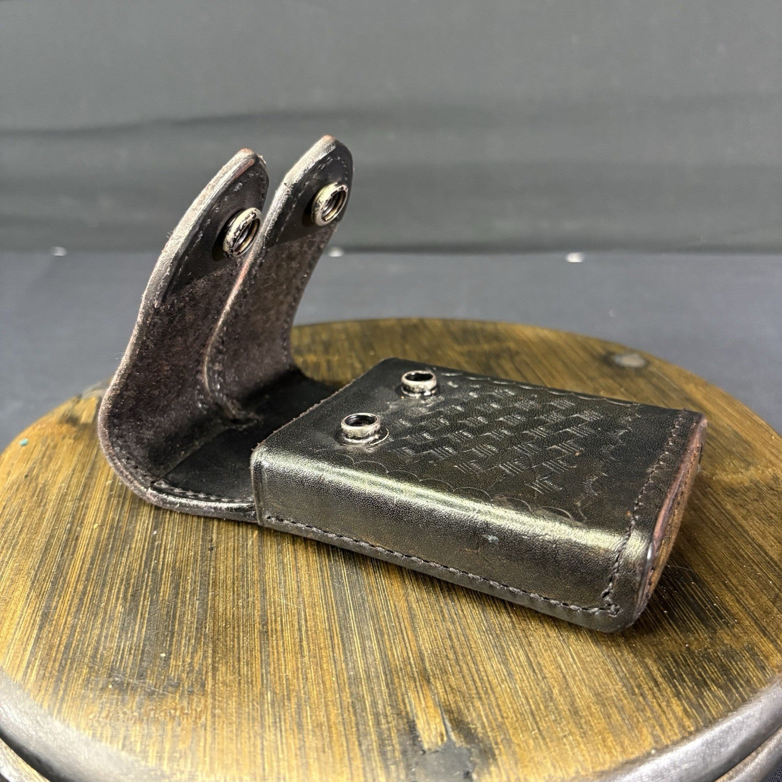 Safariland Leather Double Magazine Pouch Double Stack Brng 9mm S&W 59 .45 Auto4