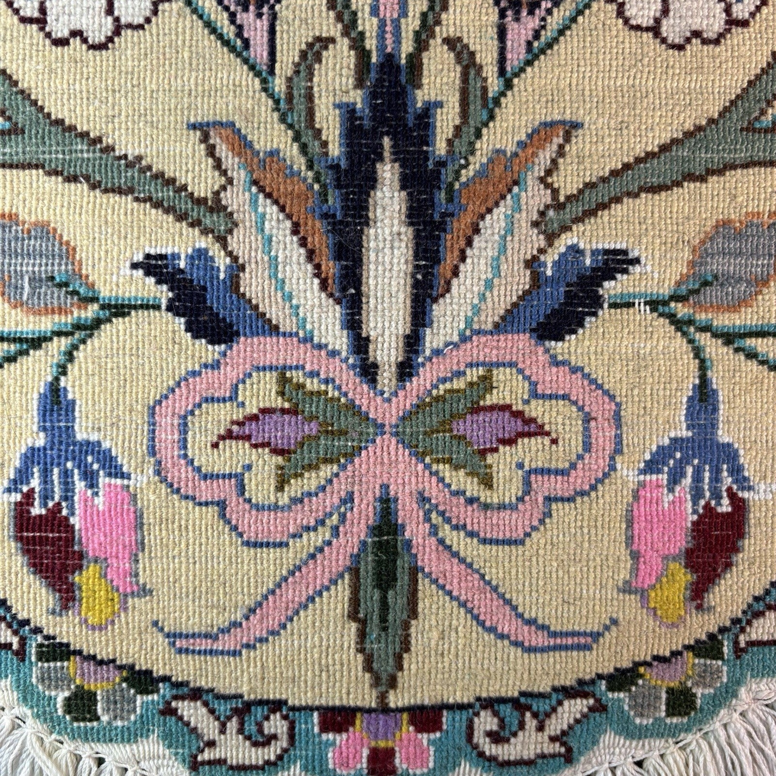 Persian Nain Round Flower Rug Yellow Hand Knotted Size 20”x20” Or 50cm X 50cm22