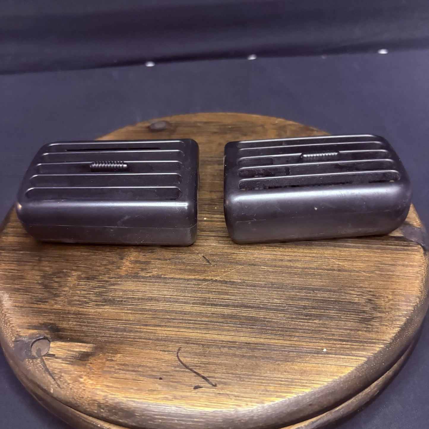 98-2001 Dodge Ram 1500 2500 3500 Dash Center Vents Black OEM (Set Of 2)10