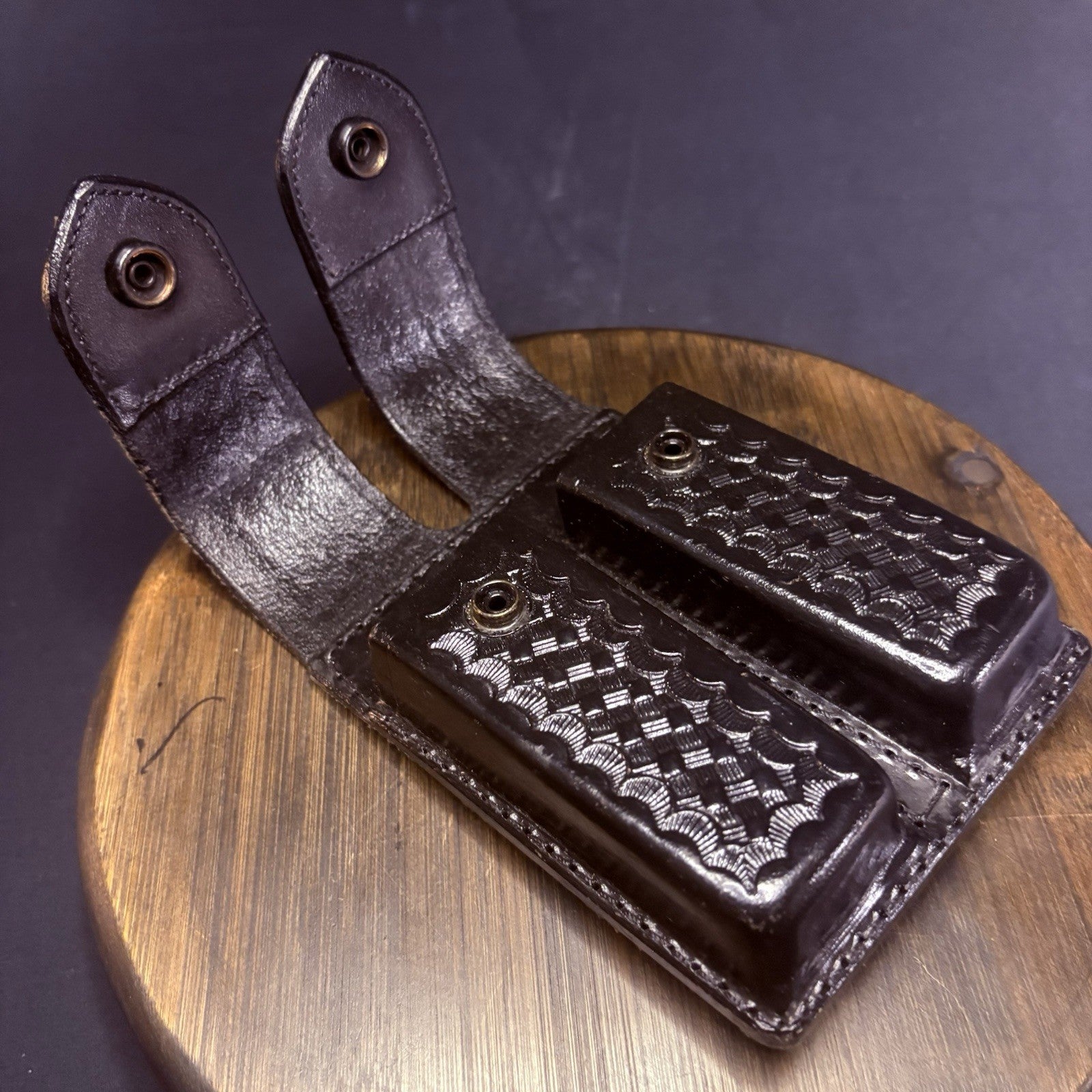 JS Leather Magazine Pouch Double Stack 9mm .40 Size 3 Black Basketweave Leather2
