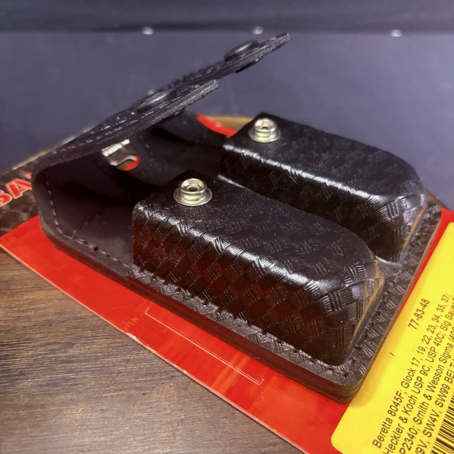 Safariland 77 Double Mag Pouch Leather Basket Weave Black Snap Glock 9mm .404