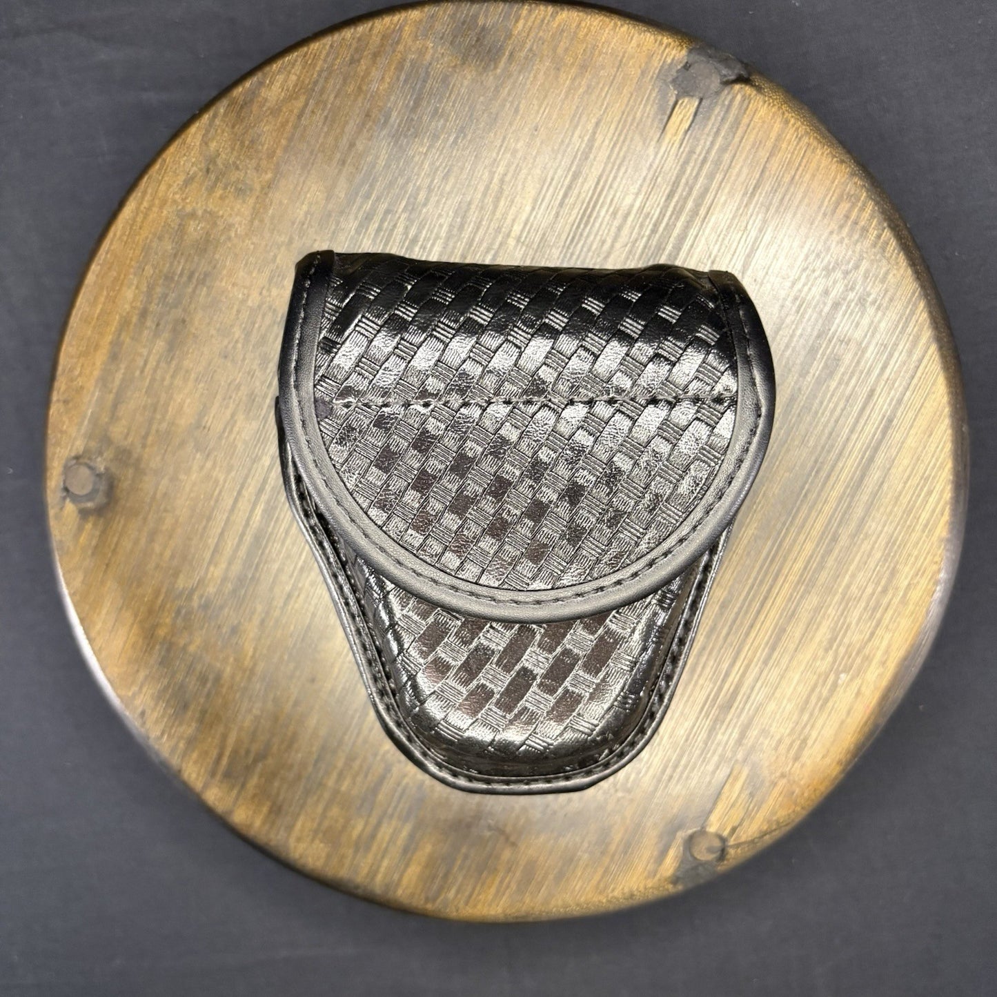 Bianchi Double Handcuff Case 7917 AccuMold Elite Covered Hidden Snap0