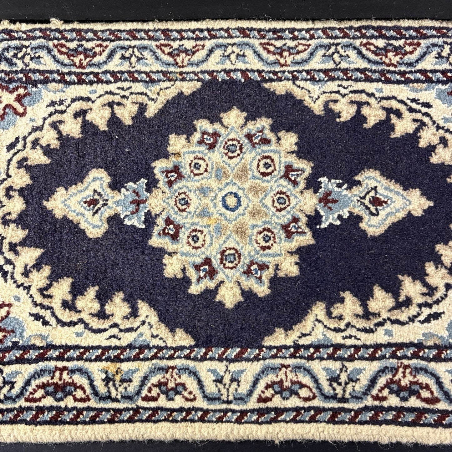 Rug Hand Knotted Medallion Rug 24x15" 40X60cm 132KPSI Semi-Antique2