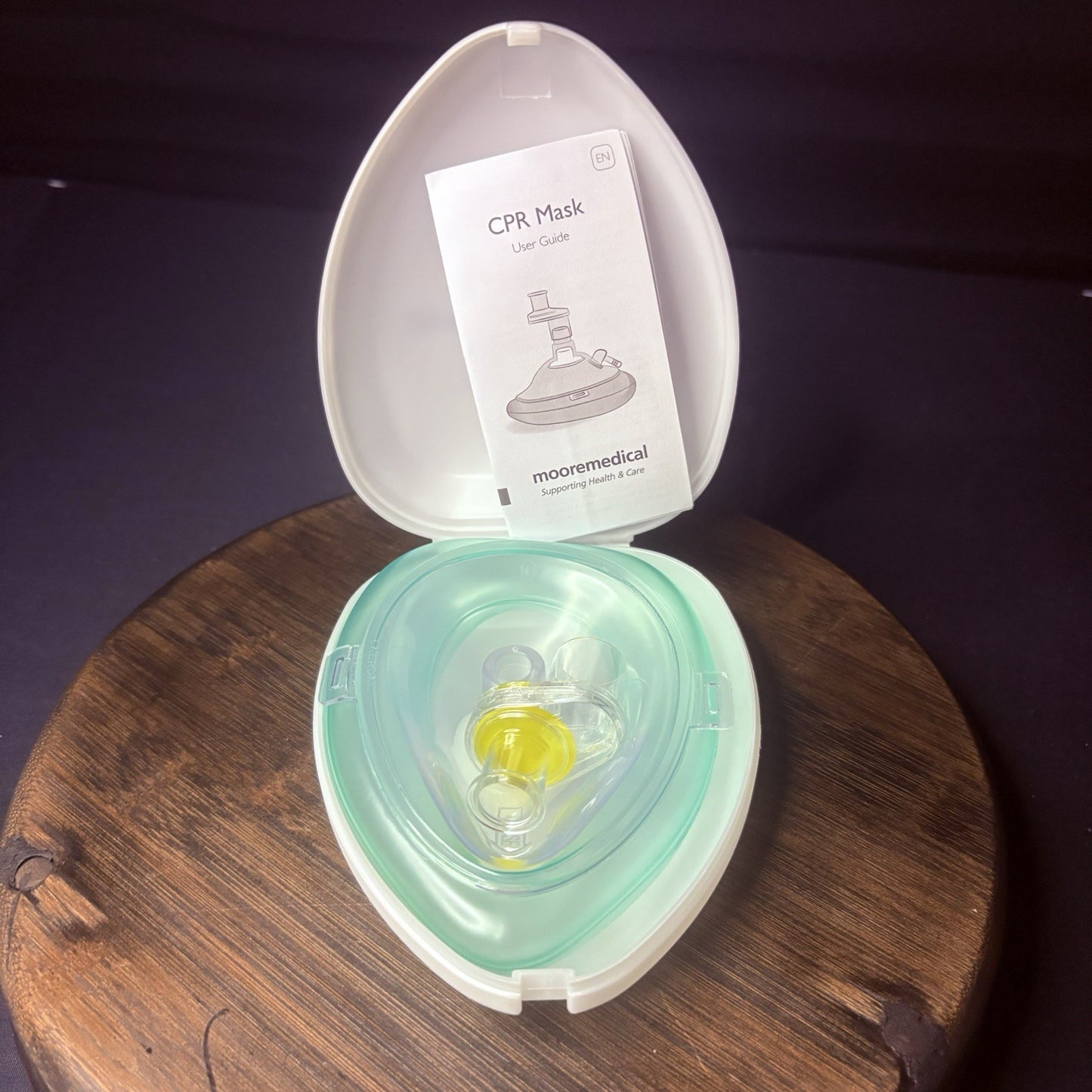 1 Pocket CPR mask in Hard Case - Mask With O2 Inlet One Way Valve & Hard Case7