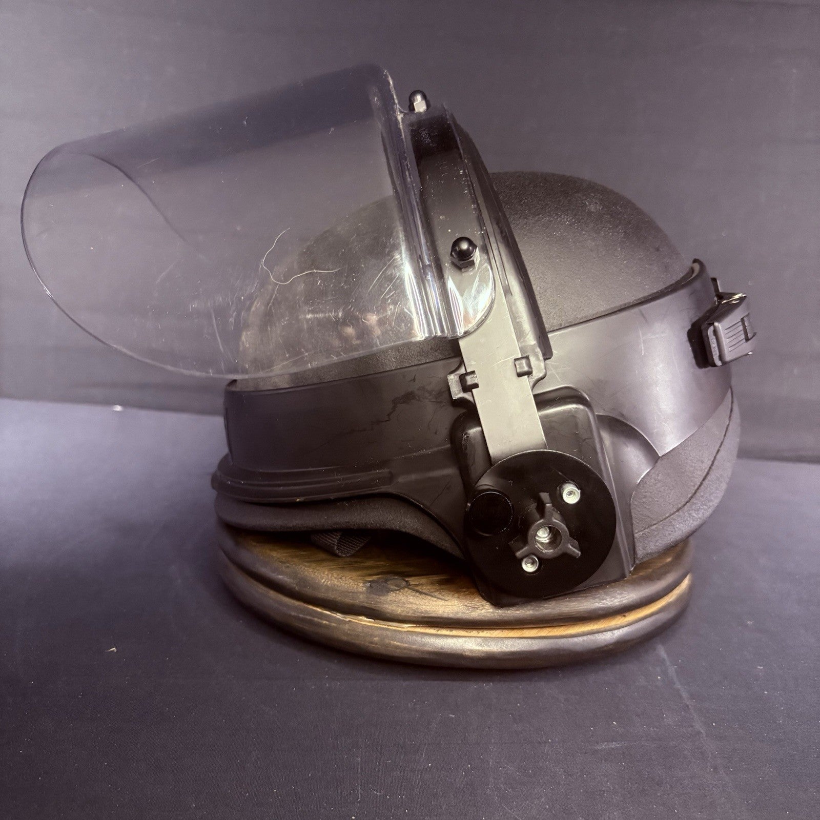 Protech Ballistic Helmet 3A (IIIA)Size Medium Removable Face Shield Bullet Proof4