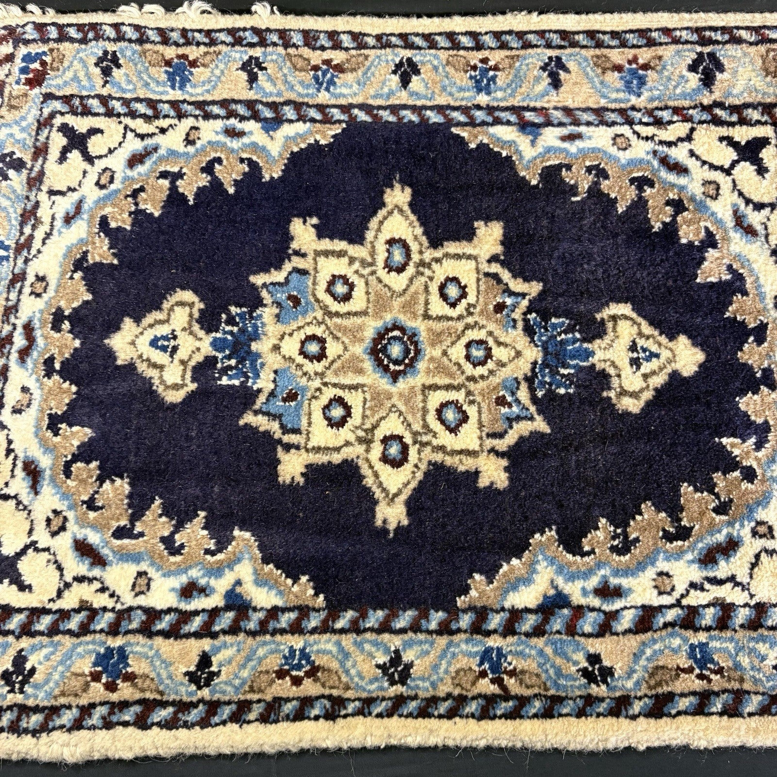 Persian Rug Hand Knotted Blue Medallion 2'x1' or 22"x16" or 40cm X 60cm2