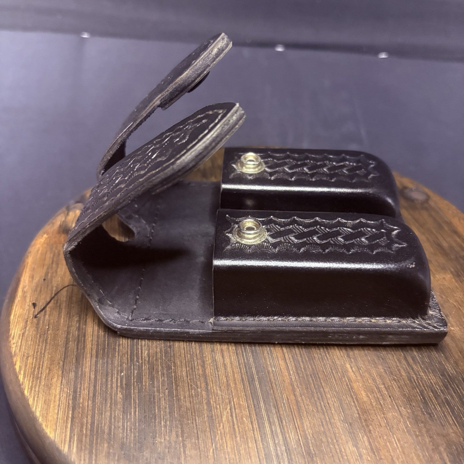 Safariland 77 Double GLOCK 20/21 Magazine Pouch Leather Basketweave Hidden Snap8