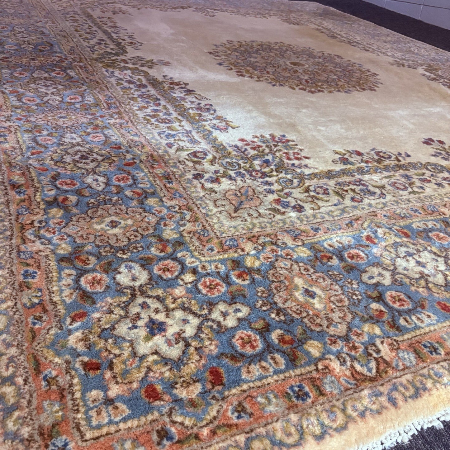 Antique Hand Knotted Rug 8'x10' Pastel Colors 289 KPSI Open Field Medallion5