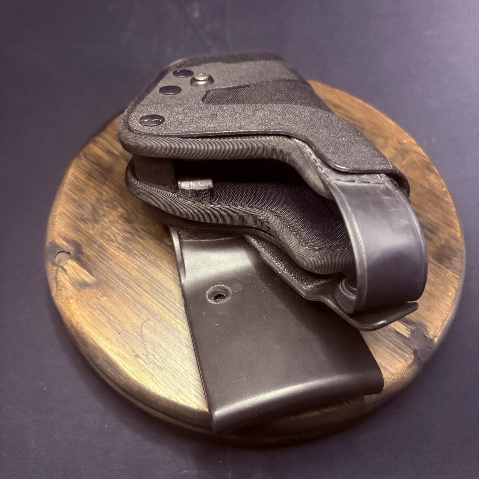Uncle Mikes Duty Holster Law Enforcement Pro-3 Size 22 RH OWB Universal Fit11