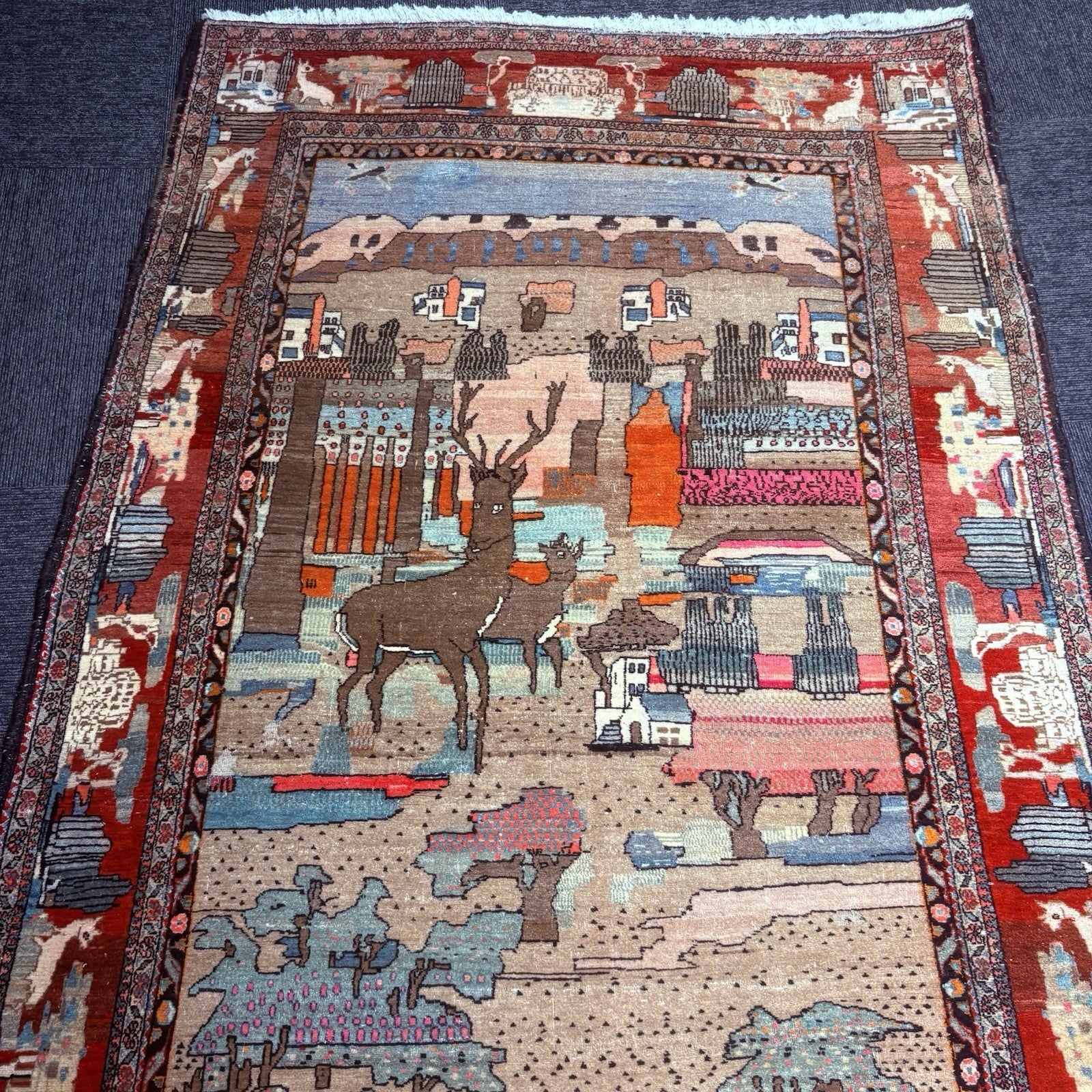 Antique Hand Knotted Pictorial Rug 9'x5' 1940s Kashann Rug4