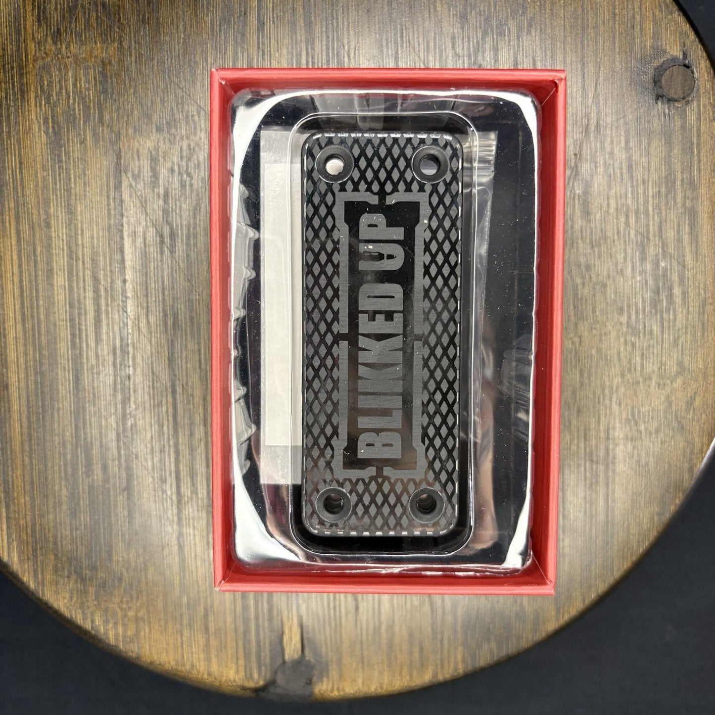 Magnetic Gun Mount For Shotgun, Rifle, Handgun Holds 45lbs Blikked Up Flat Mount4