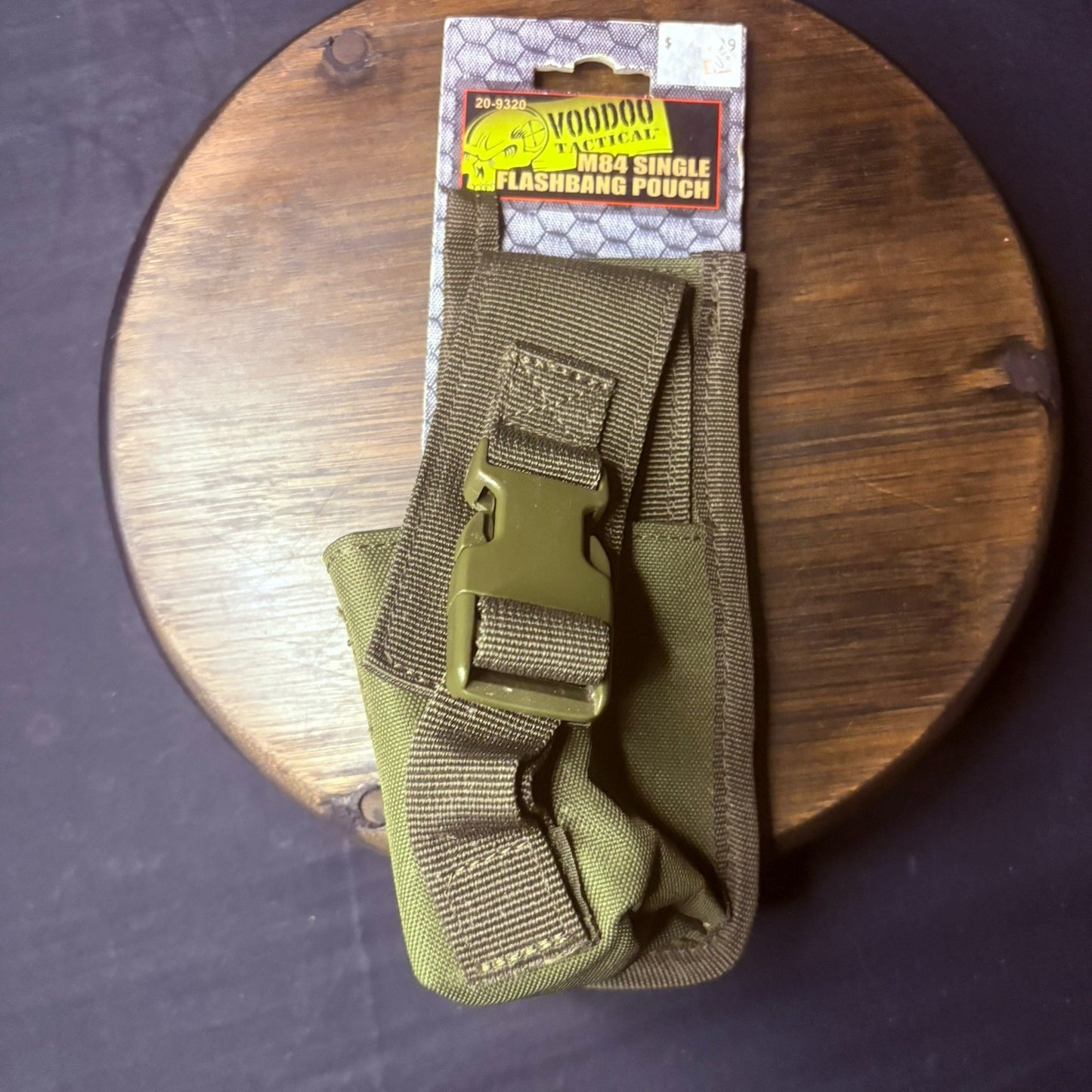 Voodoo Tactical M84 FlashBang Pouch Green Nylon W/Clip4