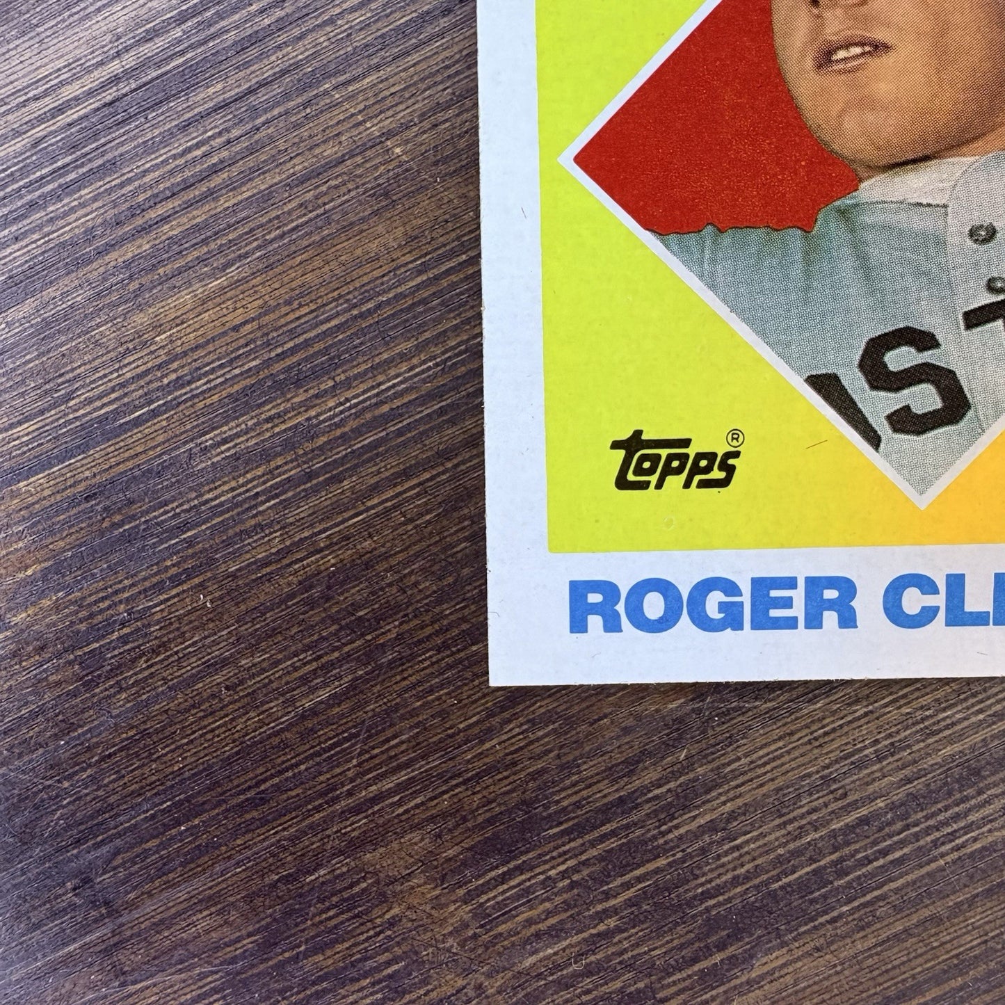 1988 Topps Roger Clemens Baseball Card #394 (HIGH GRADE)2