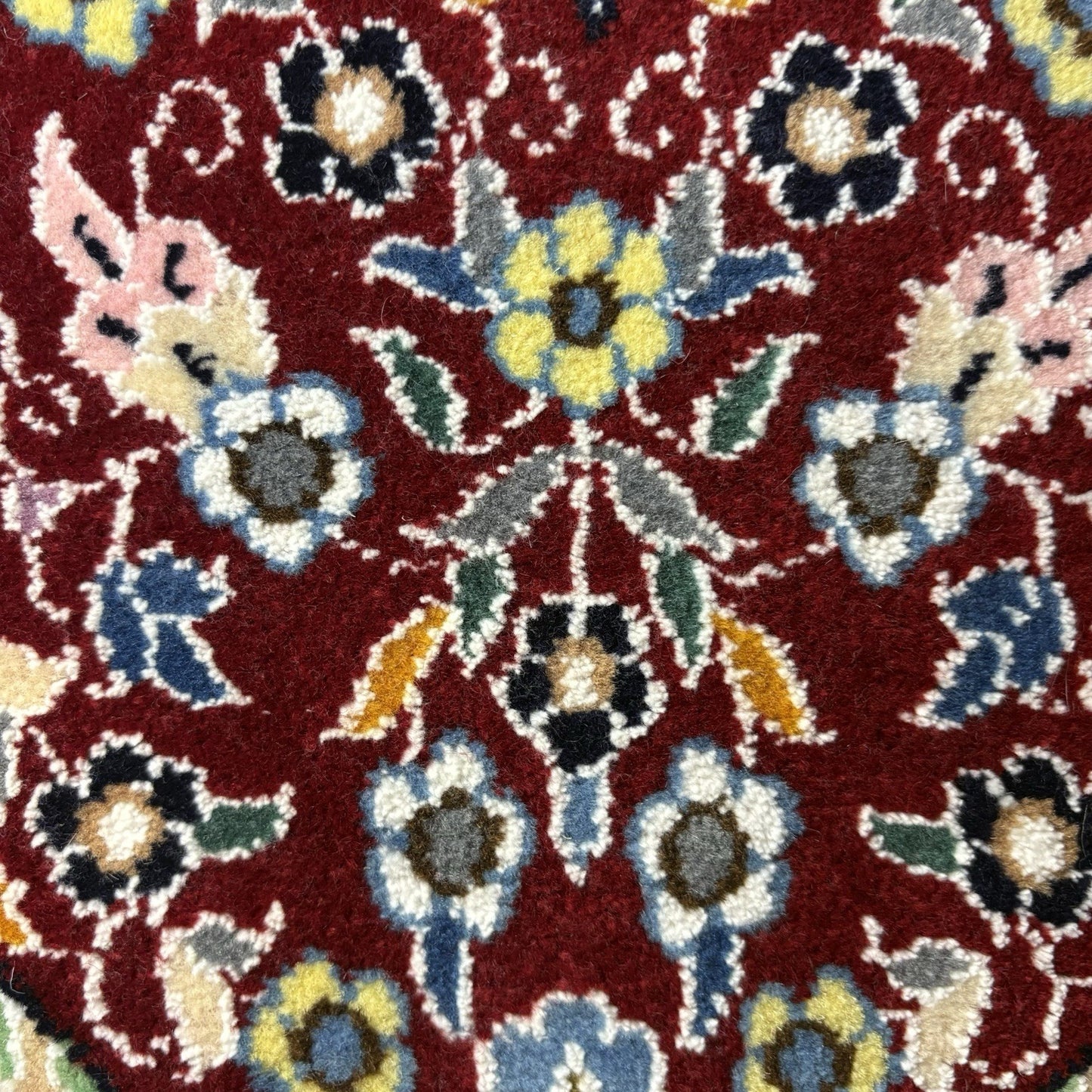 Heart Shape Rug Red w/Flowers Hand Knotted 14”x13” RARE 240 KPSI9