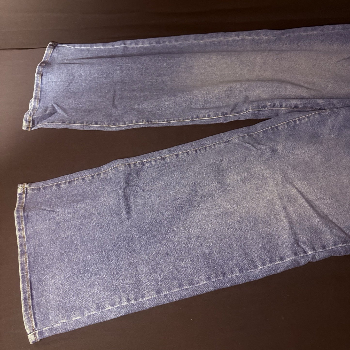 Well Worn Wide Leg High Rise Blue Jeans, SIZE 16/36 31.5" Long NWT8