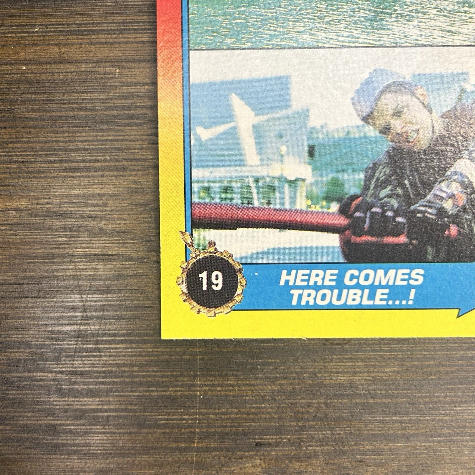1989 Topps Back To The Future #19 Topps Trading Card "Here Comes Trouble...!"4
