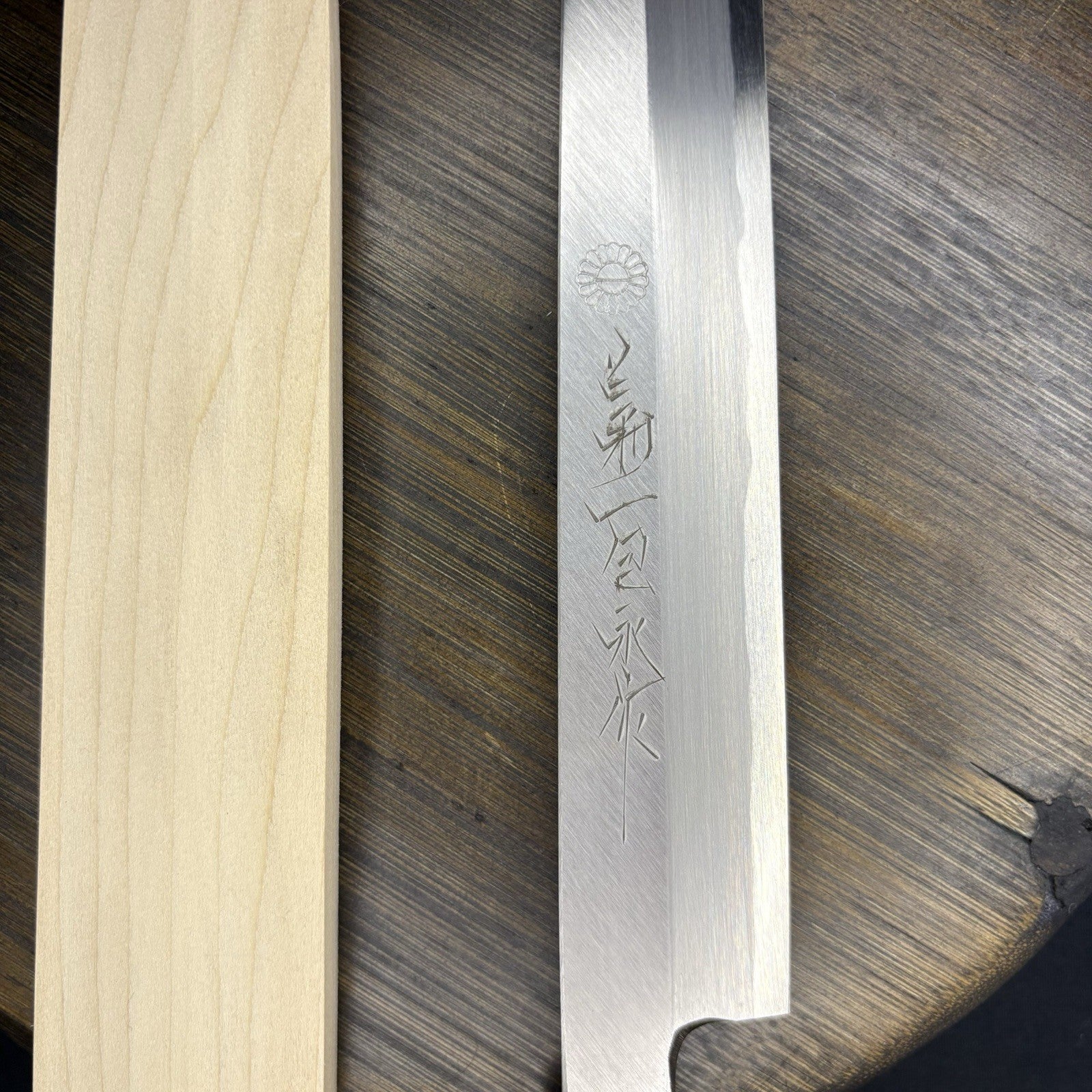 Kikuichi Japanese Chef Knife Kasumi Series Yanagi Sashimi Knife YKA27 10.5” 27cm3