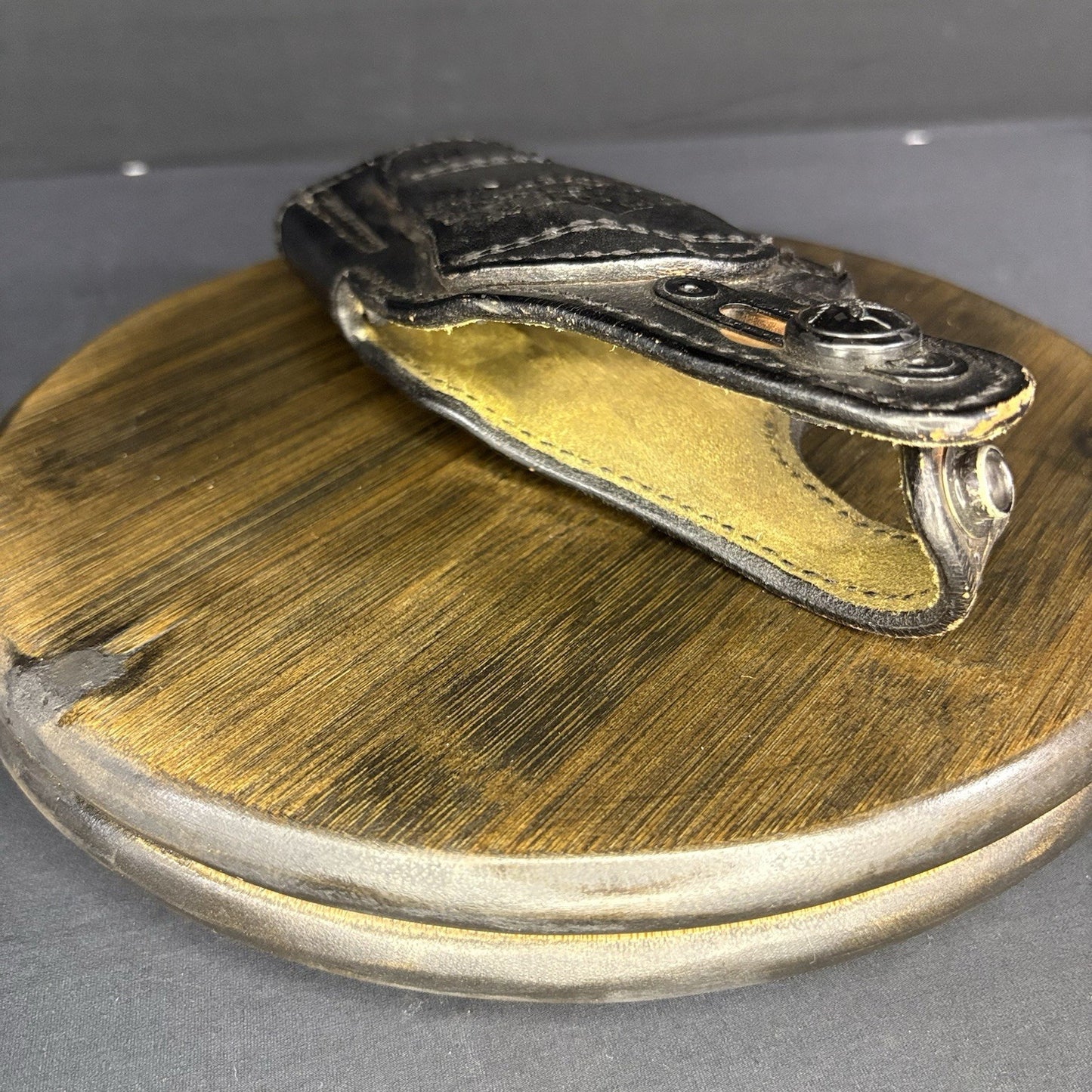 Safariland #2 Basket Weave Leather Holster for SigSauer 225, 2 1/4" Belt Loop RH11