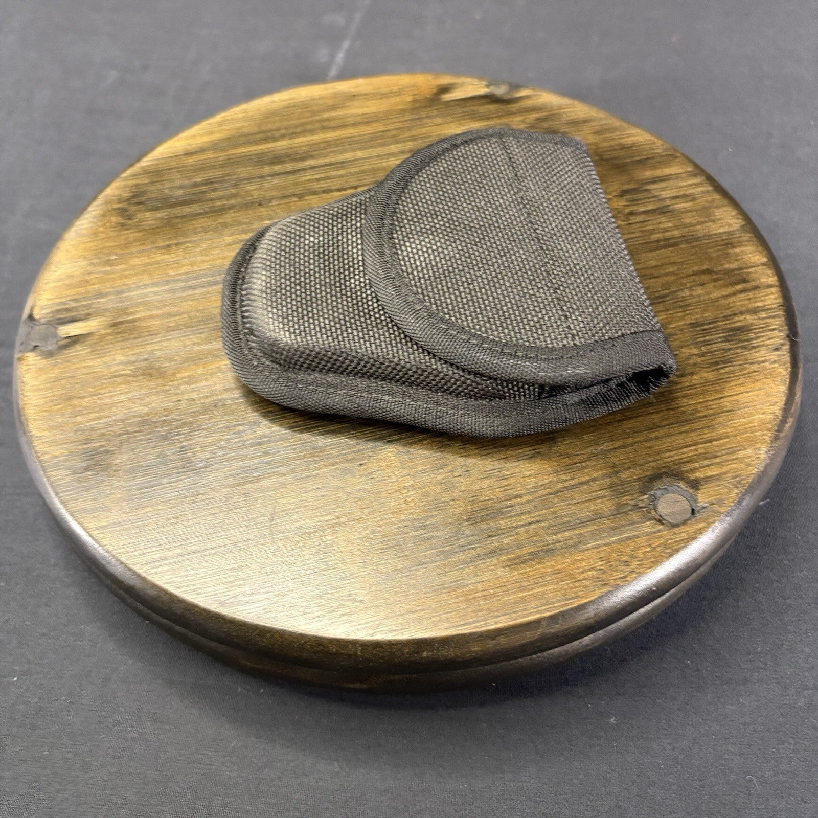 Bianchi AccuMold Covered  Handcuff Case - Hidden Snap - Nylon2