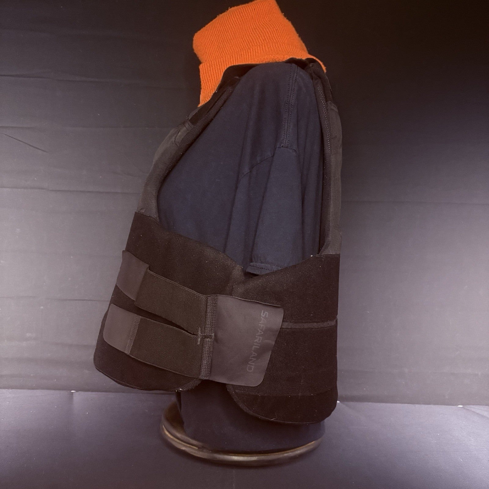 Safariland Concealable Vest Size XL Soft Body Armor Carrier w/Straps (Vest Only)1