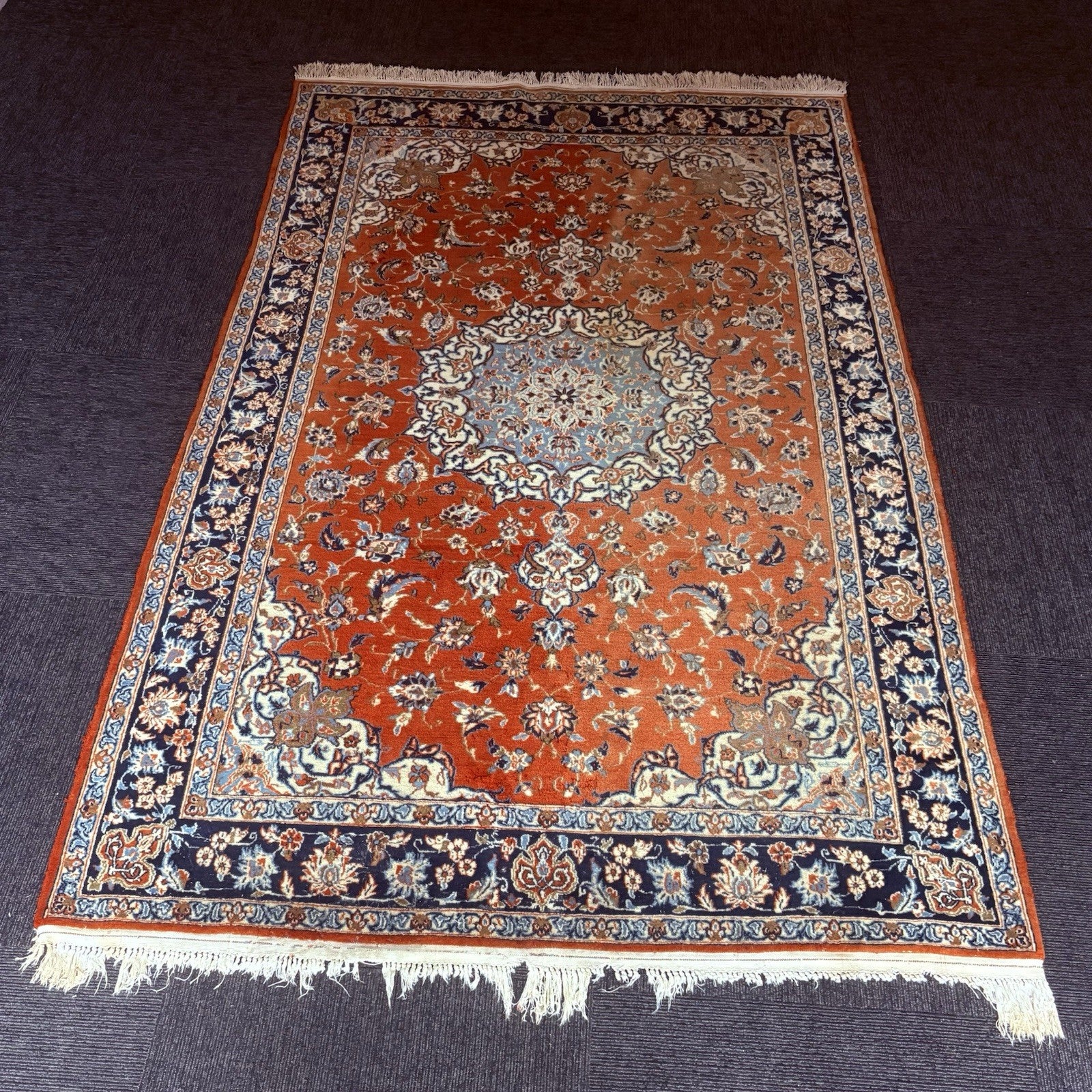 Semi-Antique Hand Knotted Rug 5x7 Medallion 324KPSI Estate Find 1970s Floral Rug1