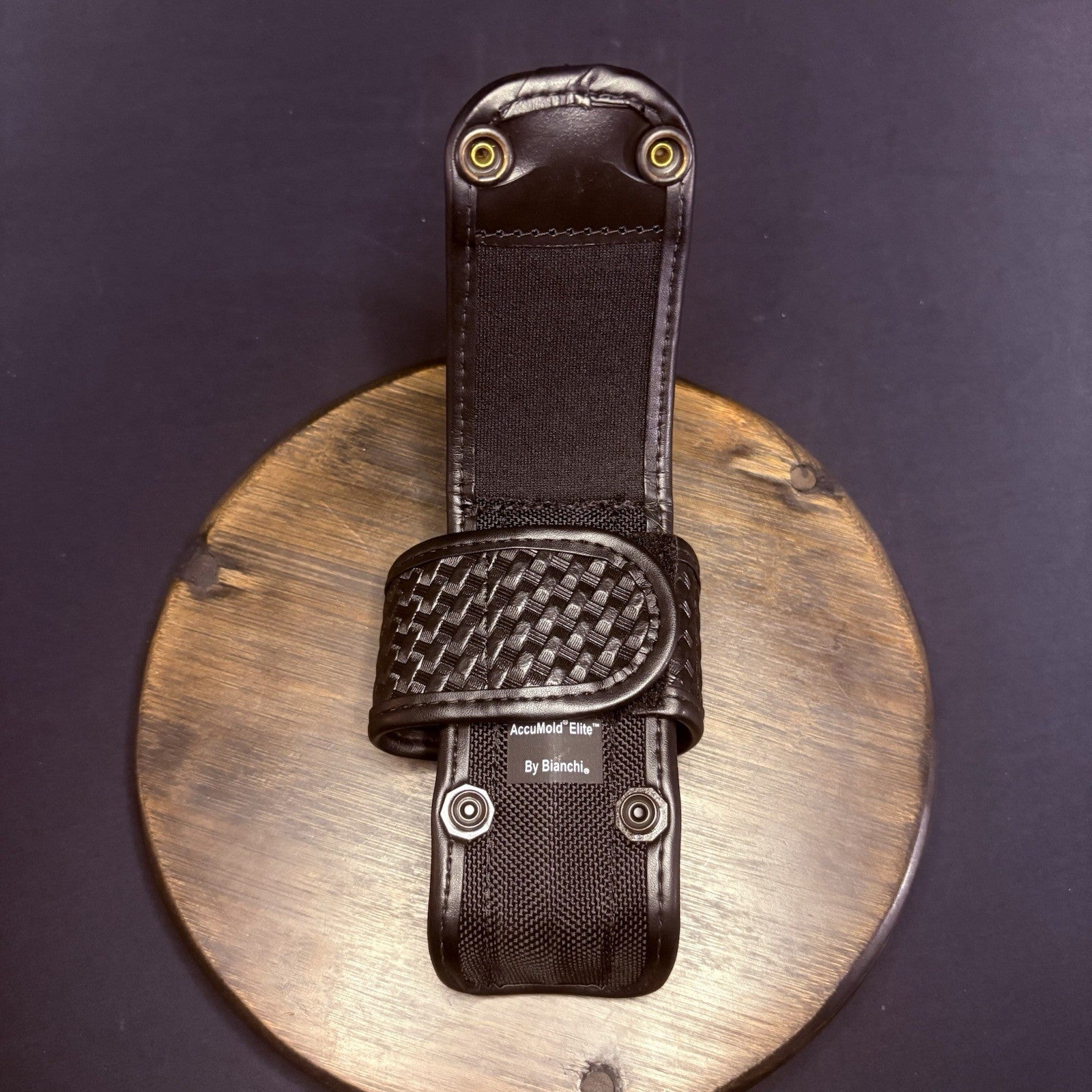 Bianchi Universal Radio Holder Model 7923 Size 1 Adjustable Basket Weave Leather7
