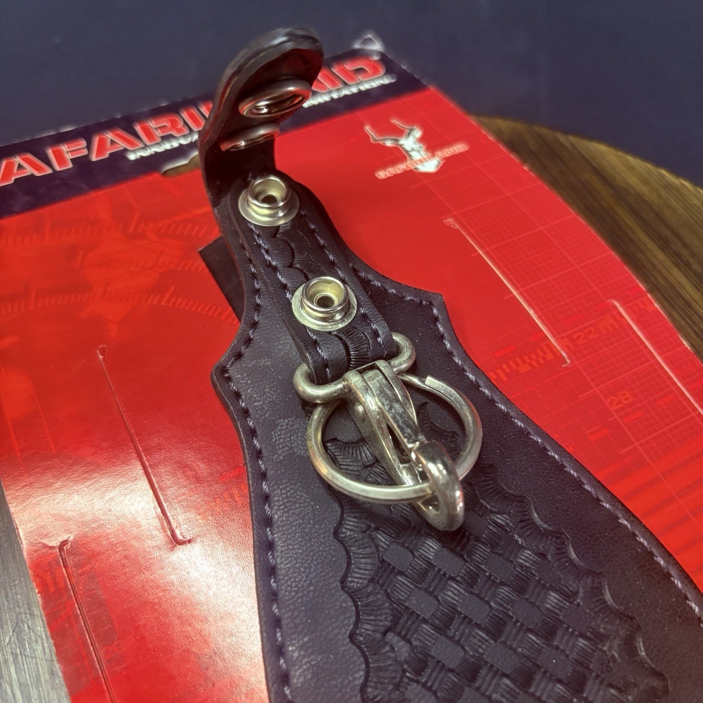 Safariland Key Keeper Model 168 Key Ring Basketweave w/Chrome Double Snap Holder2