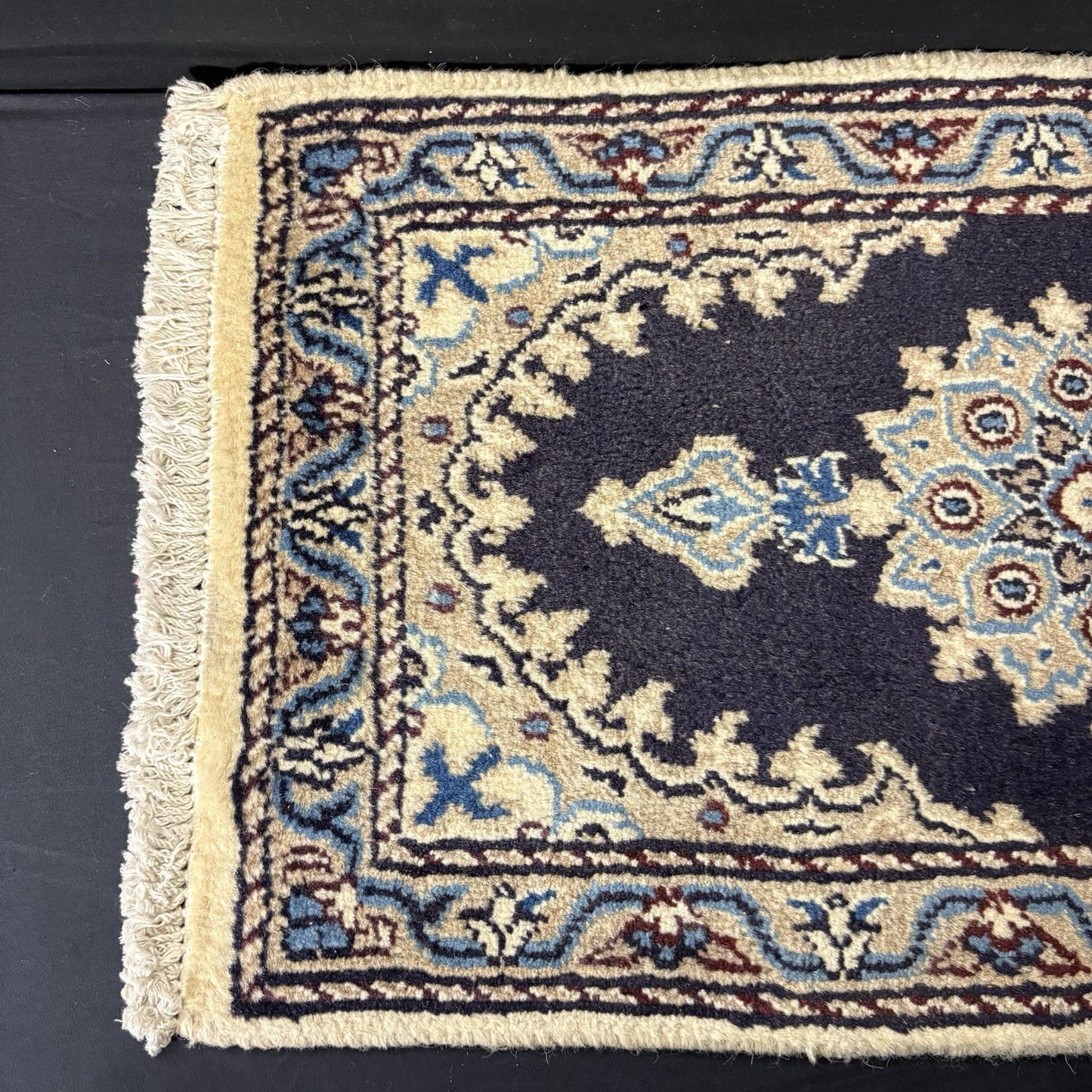 Persian Rug Hand Knotted Blue Medallion 2'x1' or 25"x15" or 40cm X 60cm 1