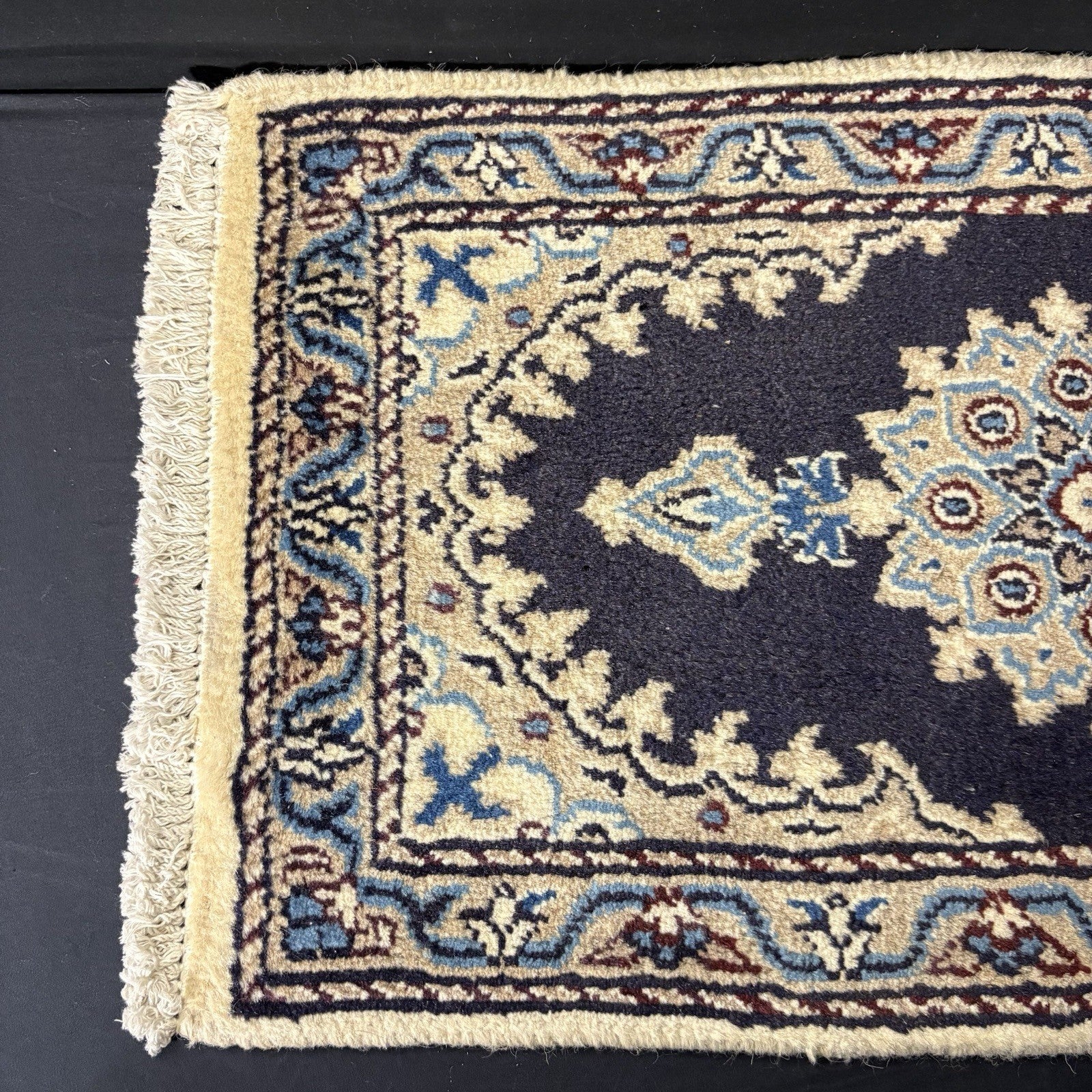 Persian Rug Hand Knotted Blue Medallion 2'x1' or 25"x15" or 40cm X 60cm 1