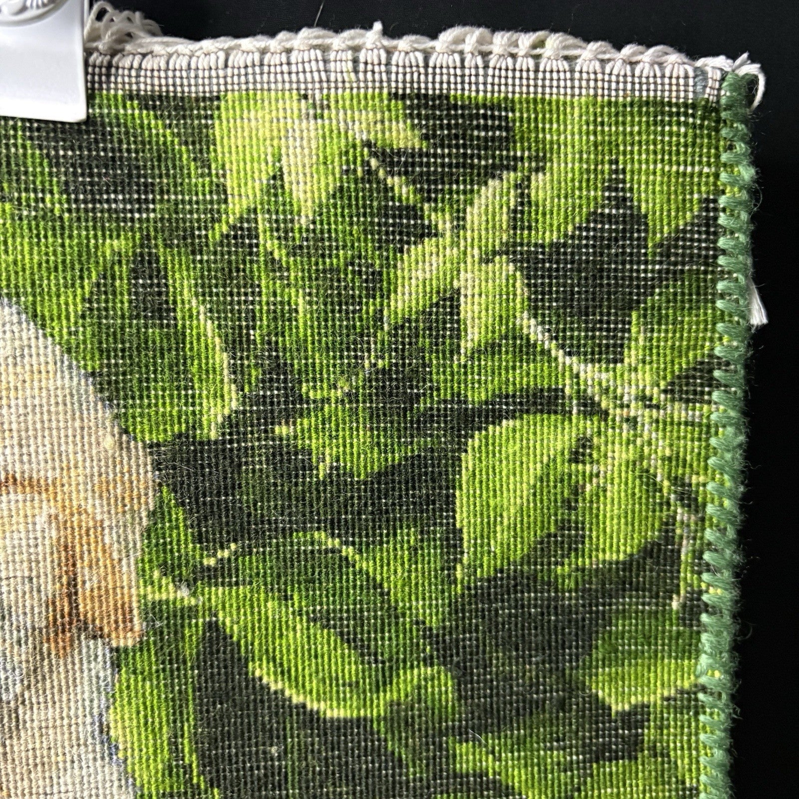 Pictorial Rug 3D Puppy Hand Knotted 24”x17” 224KPSI w/Free Rug Hangers20