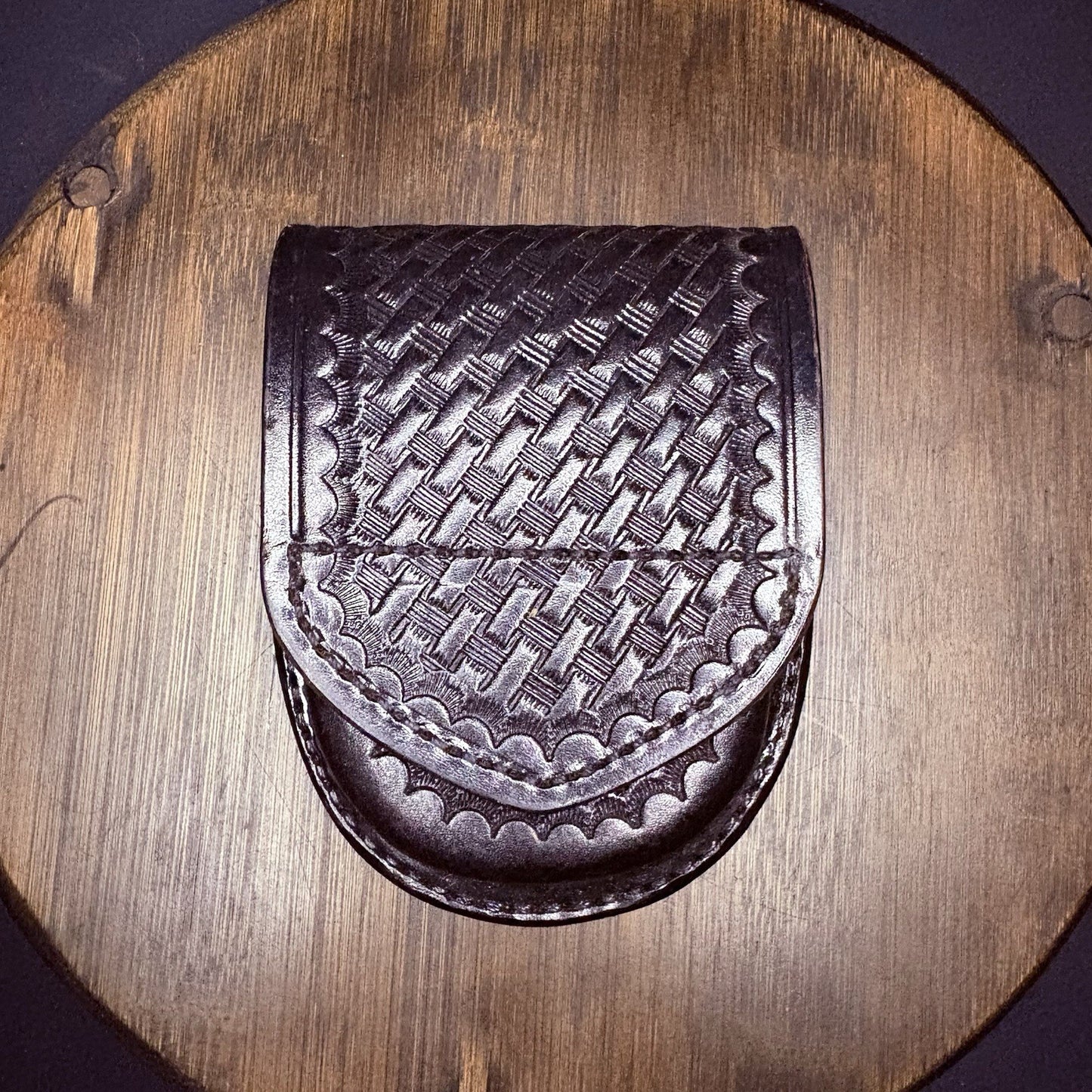 Aker 500 Handcuff Case, Leather Black Basket Weave Round0