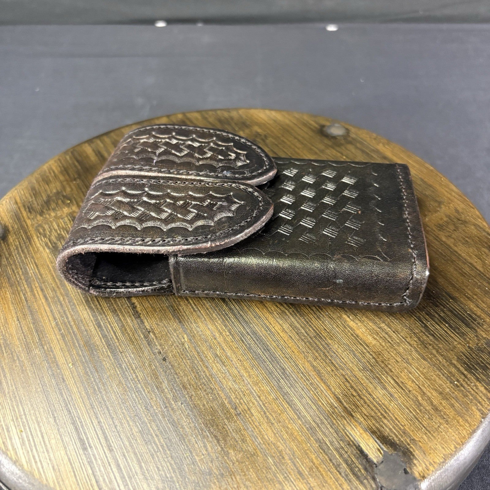 Safariland Leather Double Magazine Pouch Double Stack Brng 9mm S&W 59 .45 Auto1