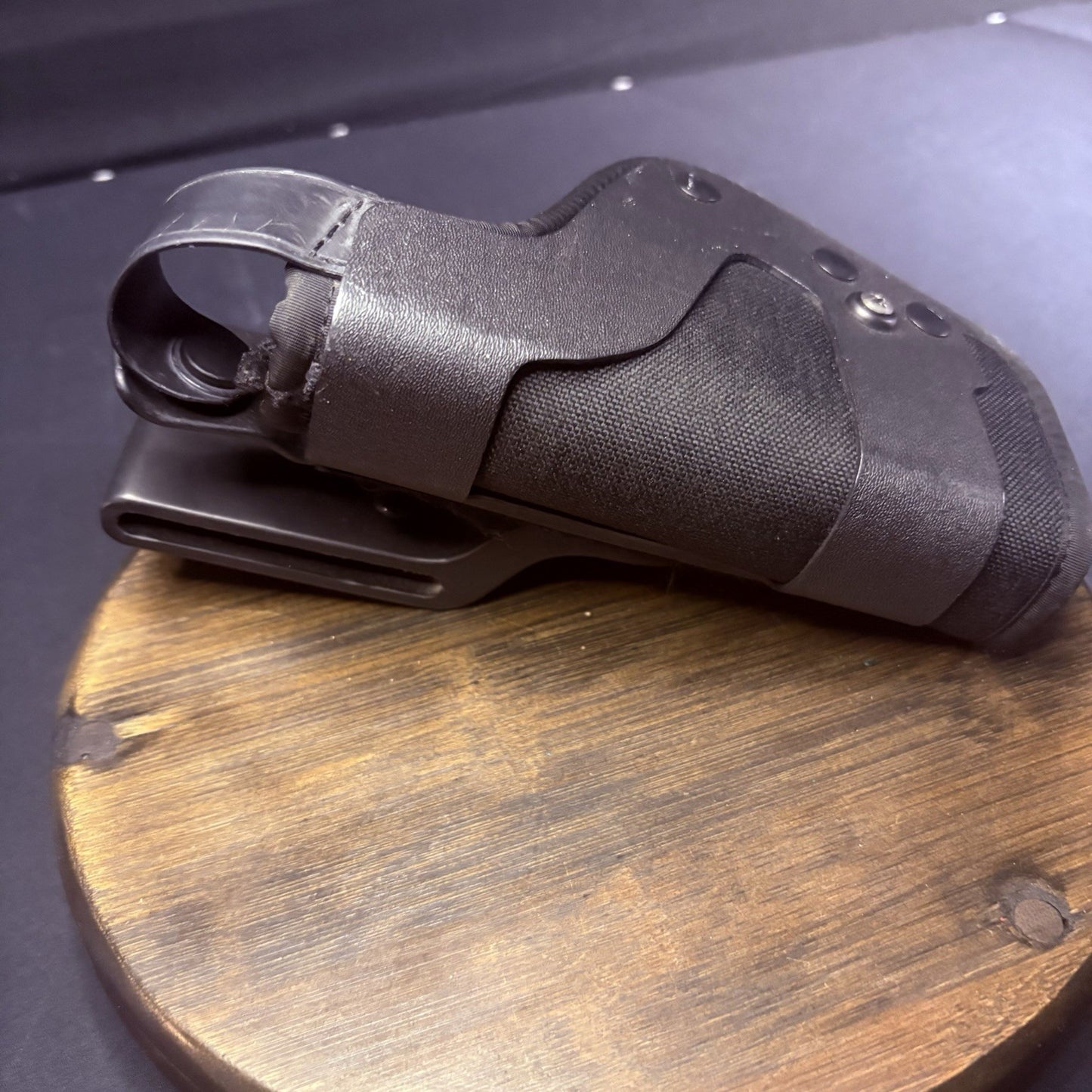 Uncle Mikes Duty Holster Law Enforcement Pro-3 Size 22 RH OWB Universal Fit13