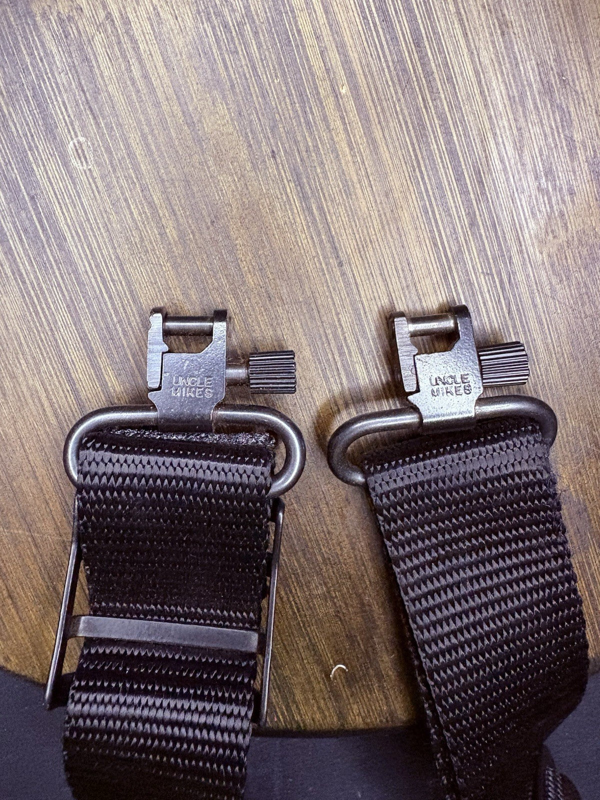 Uncle Mikes Rifle Sling & Quick Detach Mounts 1 1/4" Nylon Strap1