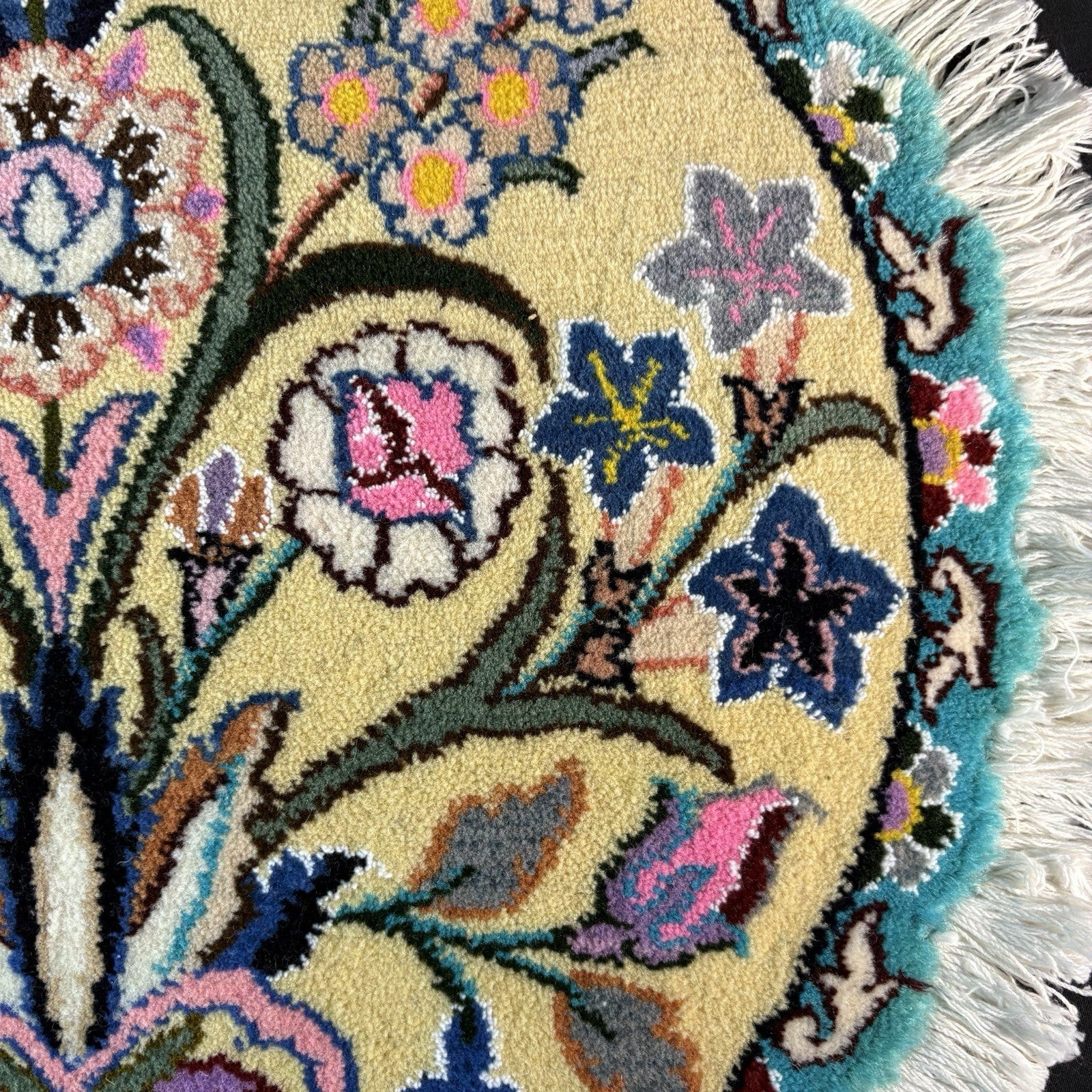 Persian Nain Round Flower Rug Yellow Hand Knotted Size 20”x20” Or 50cm X 50cm7