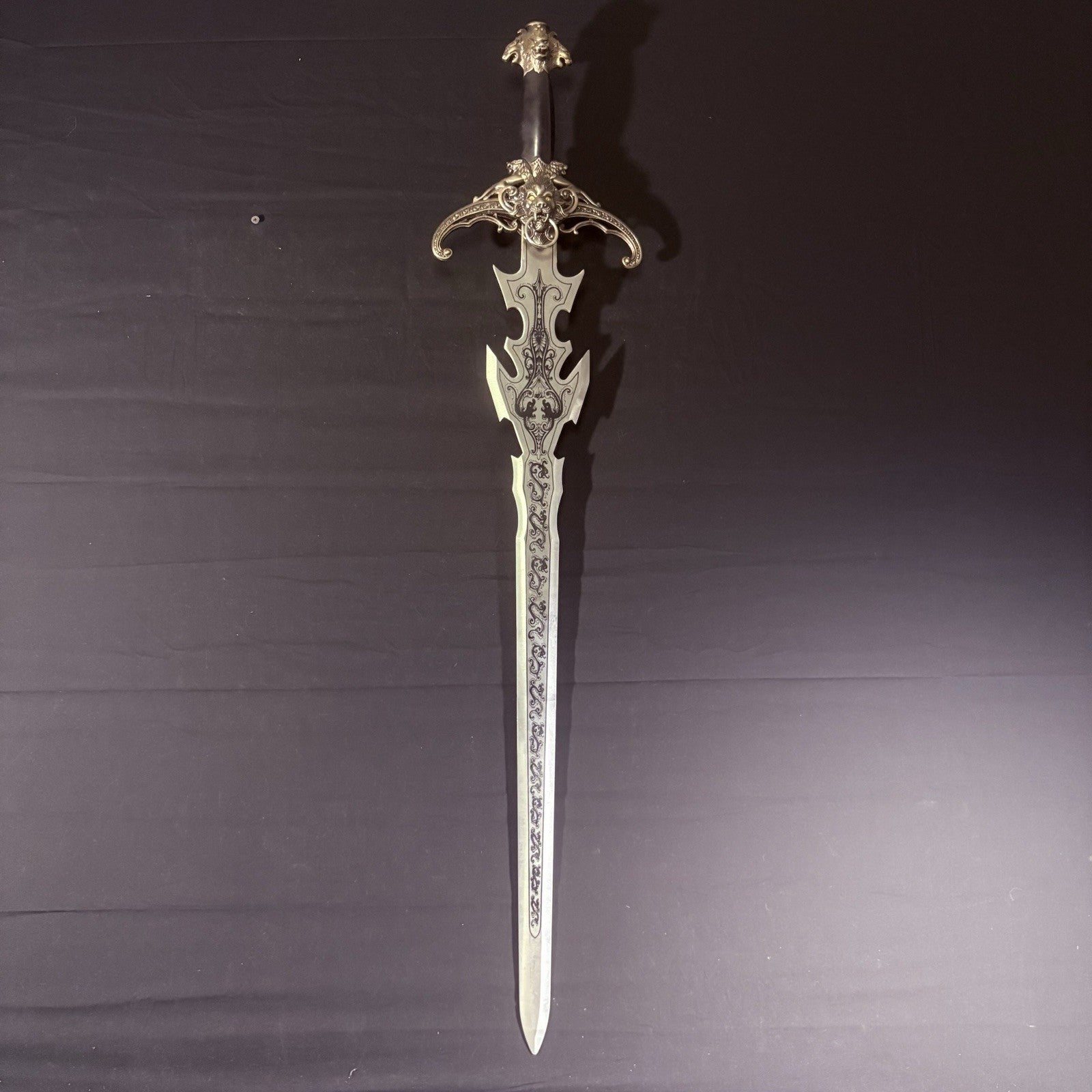 4-Headed Lion Sword 41" Beautifully Etched Blade w/ Rings For Hanging8