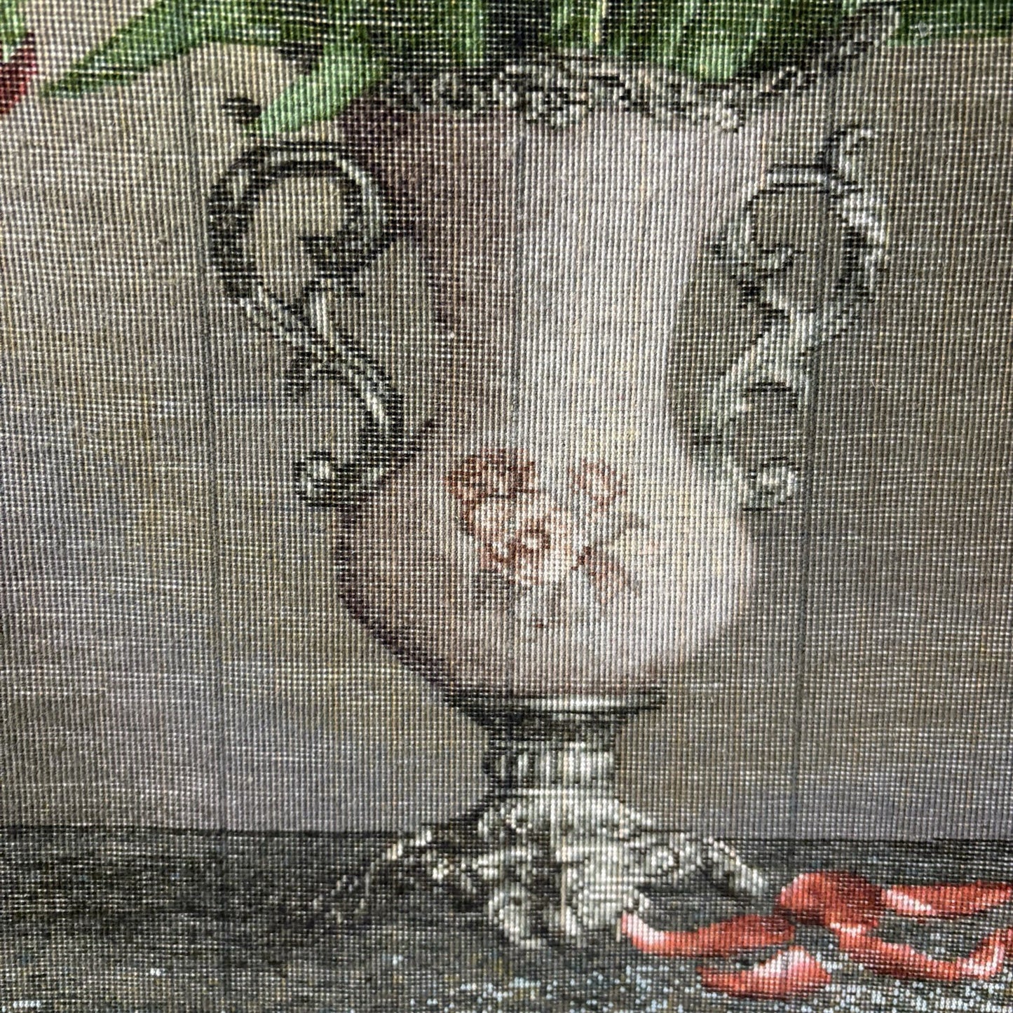 Pictorial Rug 3-D Tulips Hand Knotted 27”x 20”  w/Rug Hangers18