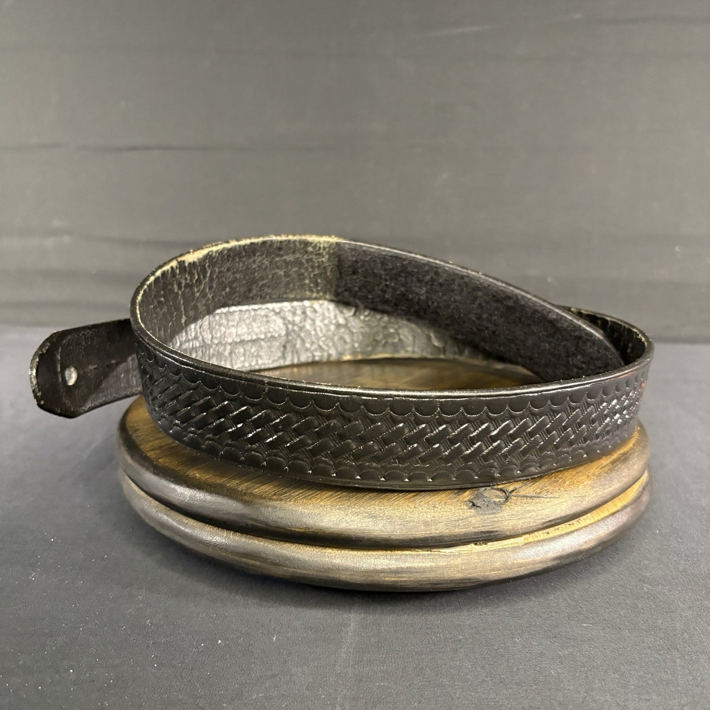 Bianchi  Buckless Duty Belt 34" Waist Black Basket Weave Leather2