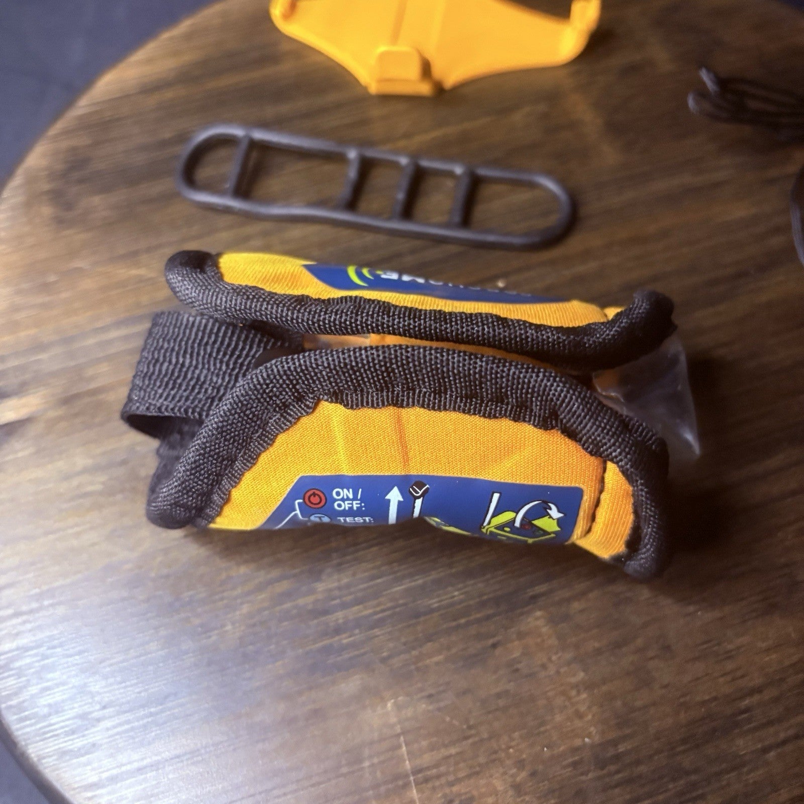 PLB1 Floatation Pouch & Accessories Ocean Signal Rescue Me Locator Beacon14