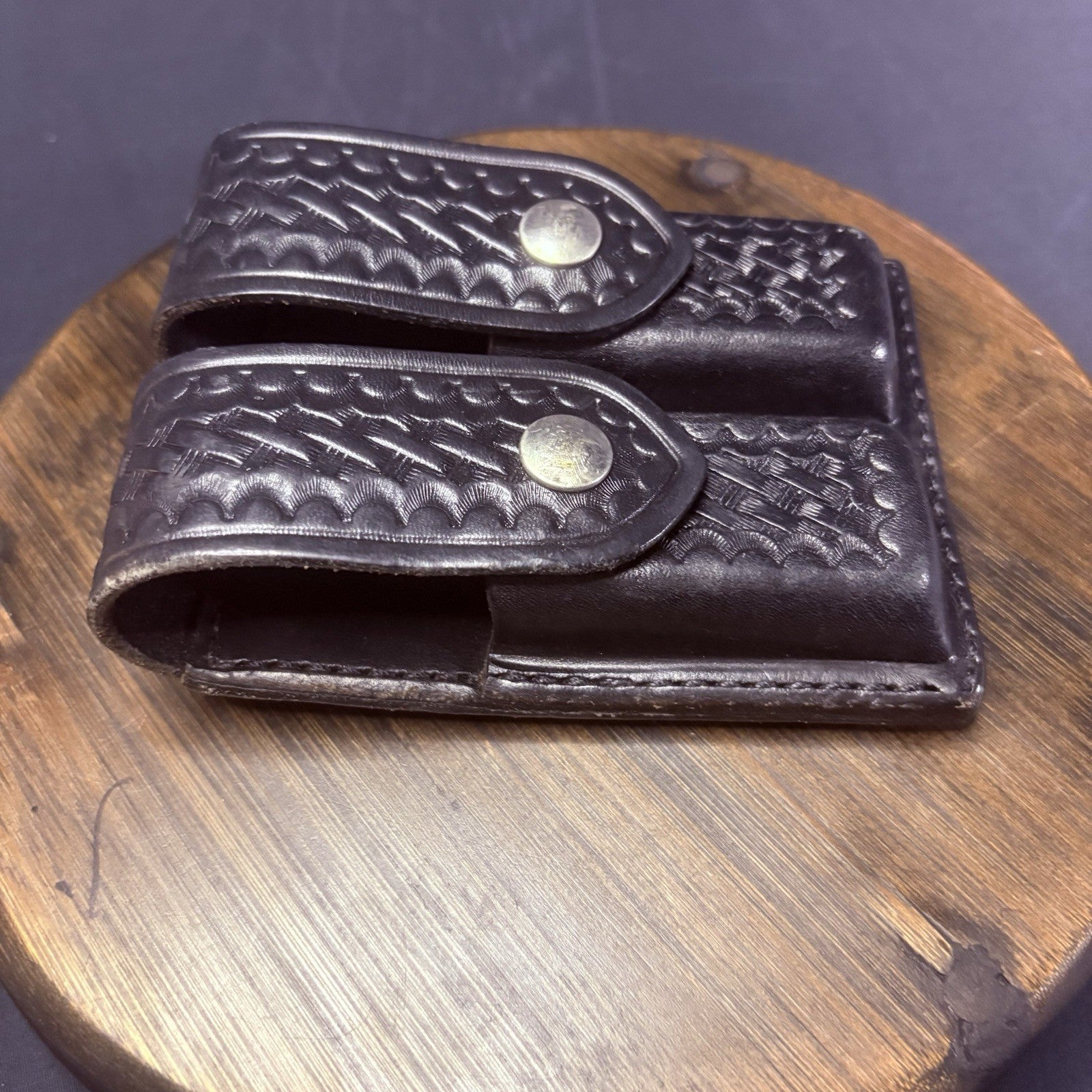 AKER 510-2 Double Magazine Carrier Pouch Double Stack 9mm Basket Weave Leather3