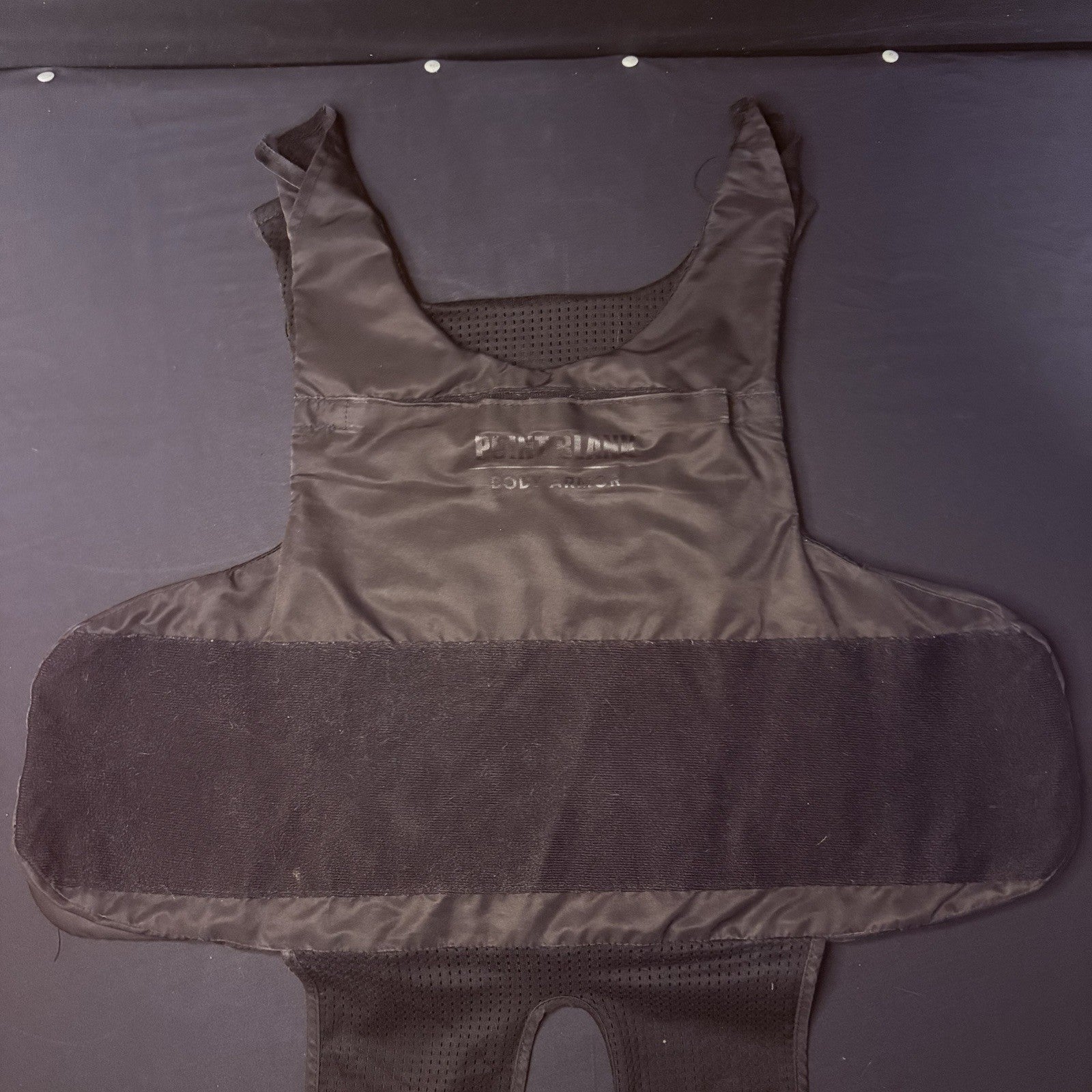 Point Blank Hi-Lite Concealable Carrier Size Large Body Armor Vest CARRIER ONLY0