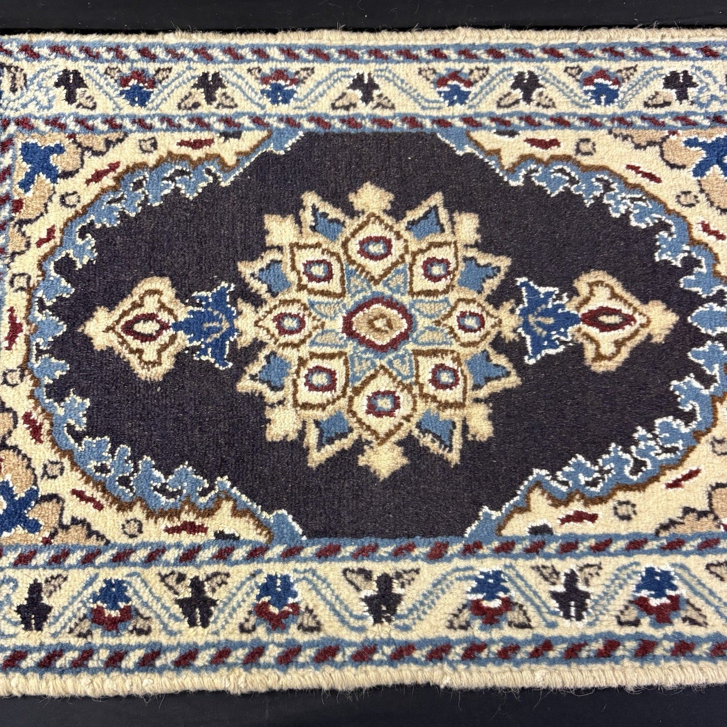 Persian Rug Hand Knotted Blue Medallion 2'x1' or 22"x14" or 40cm X 60cm2