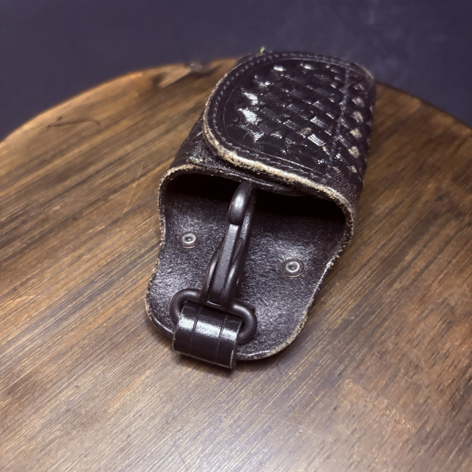 JS Leather Silent Key Keeper Basket Weave Leather Holder2