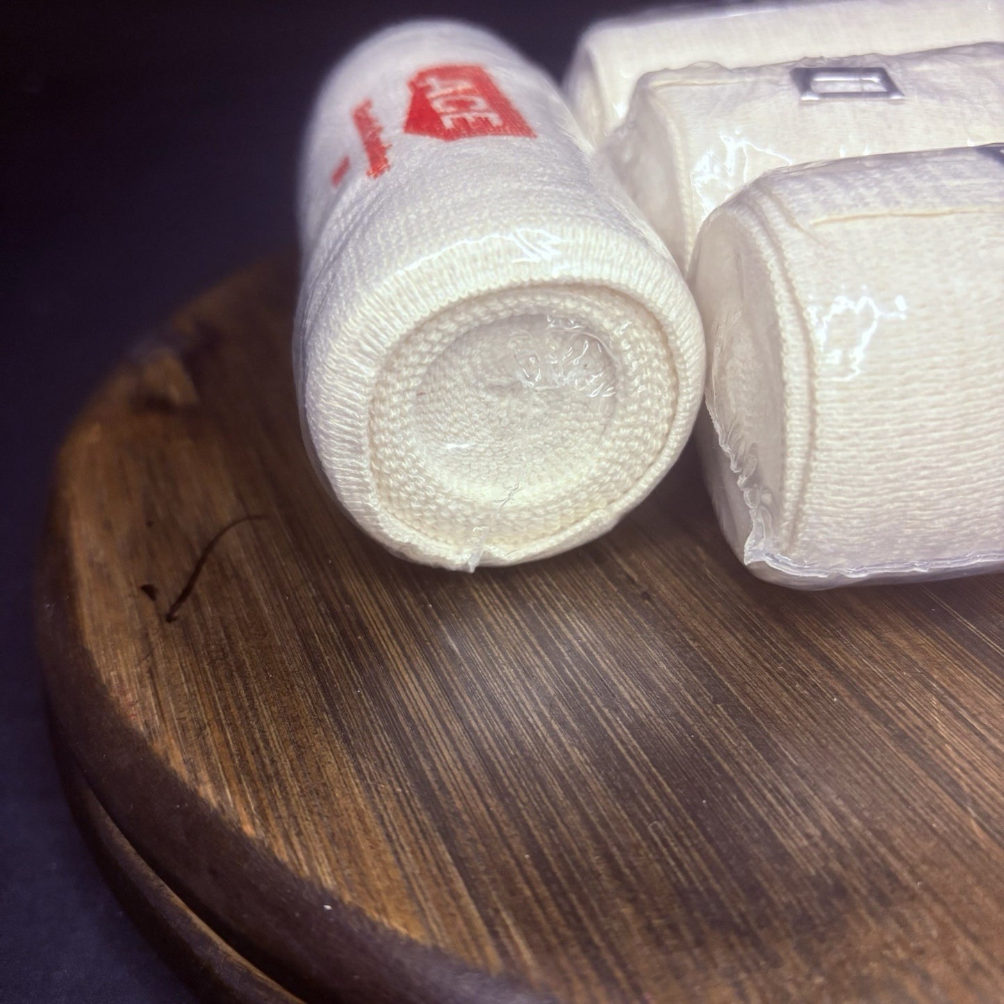 (4 Pack) ACE Elastic 3M Bandage Beige Sealed 4 Inch X 5.3 Foot w/Clips4