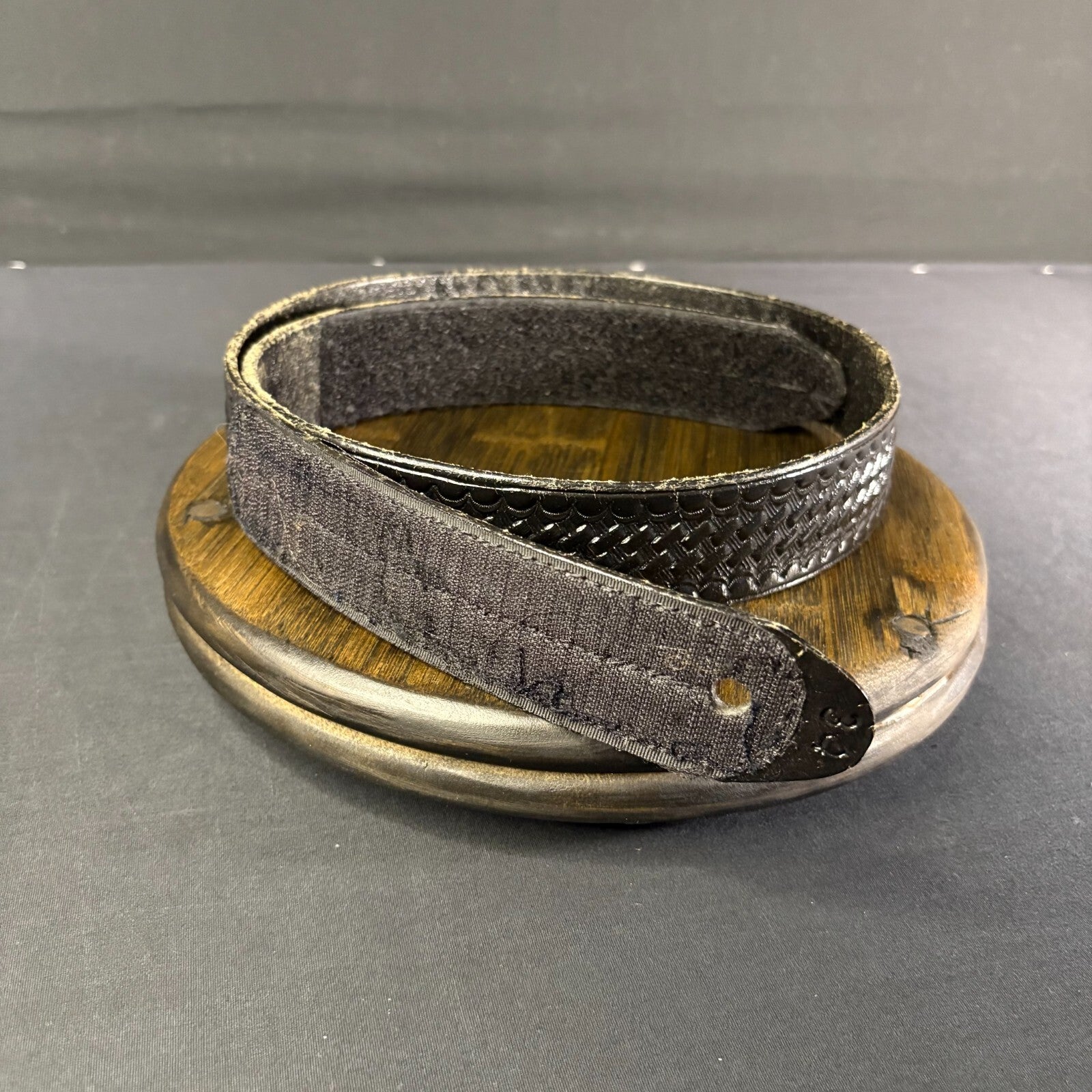 Bianchi  Buckless Duty Belt 34" Waist Black Basket Weave Leather1