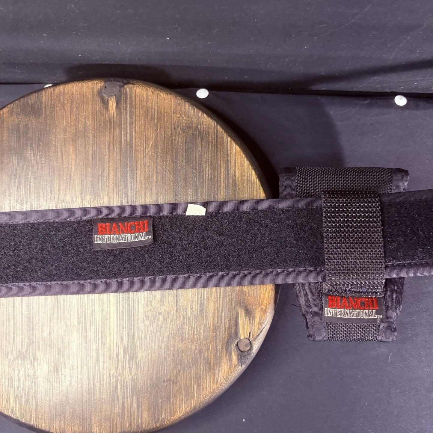Bianchi Nylon Medium Belt Waist Size 34"- 40" AccuMold Duty Belt w/Handcuff Case2